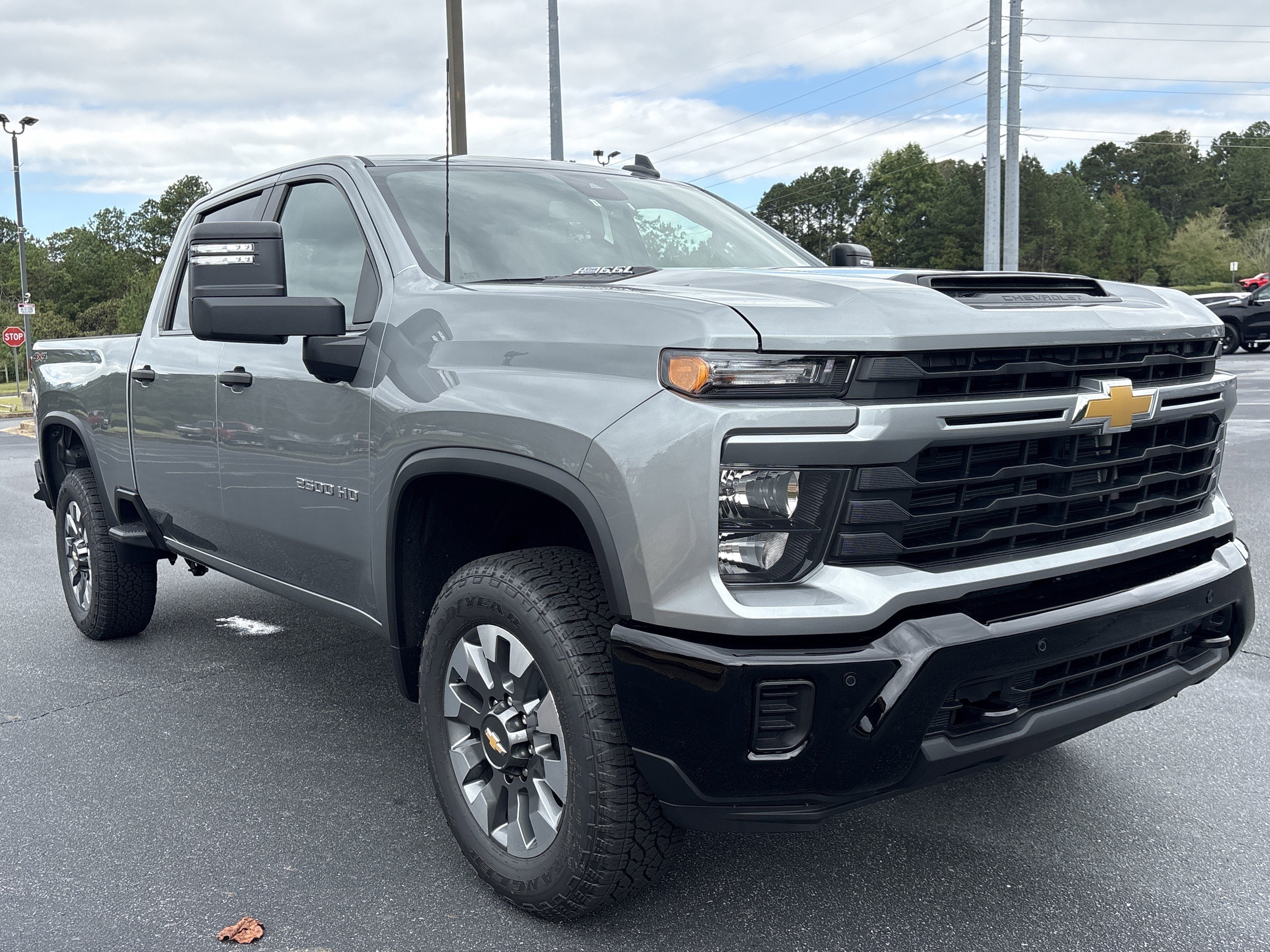 2026 Chevrolet Silverado 2500HD Custom