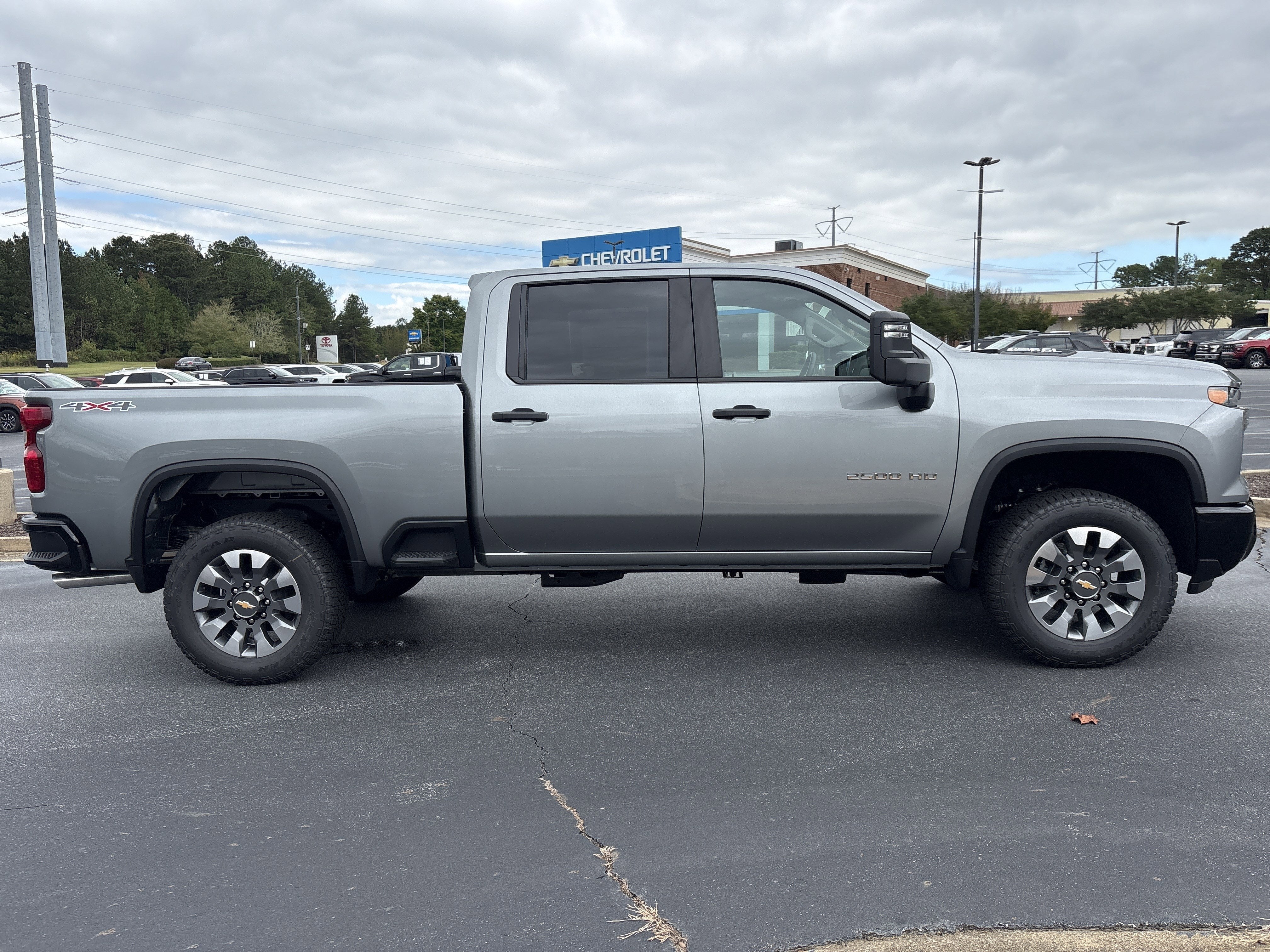 2026 Chevrolet Silverado 2500HD Custom