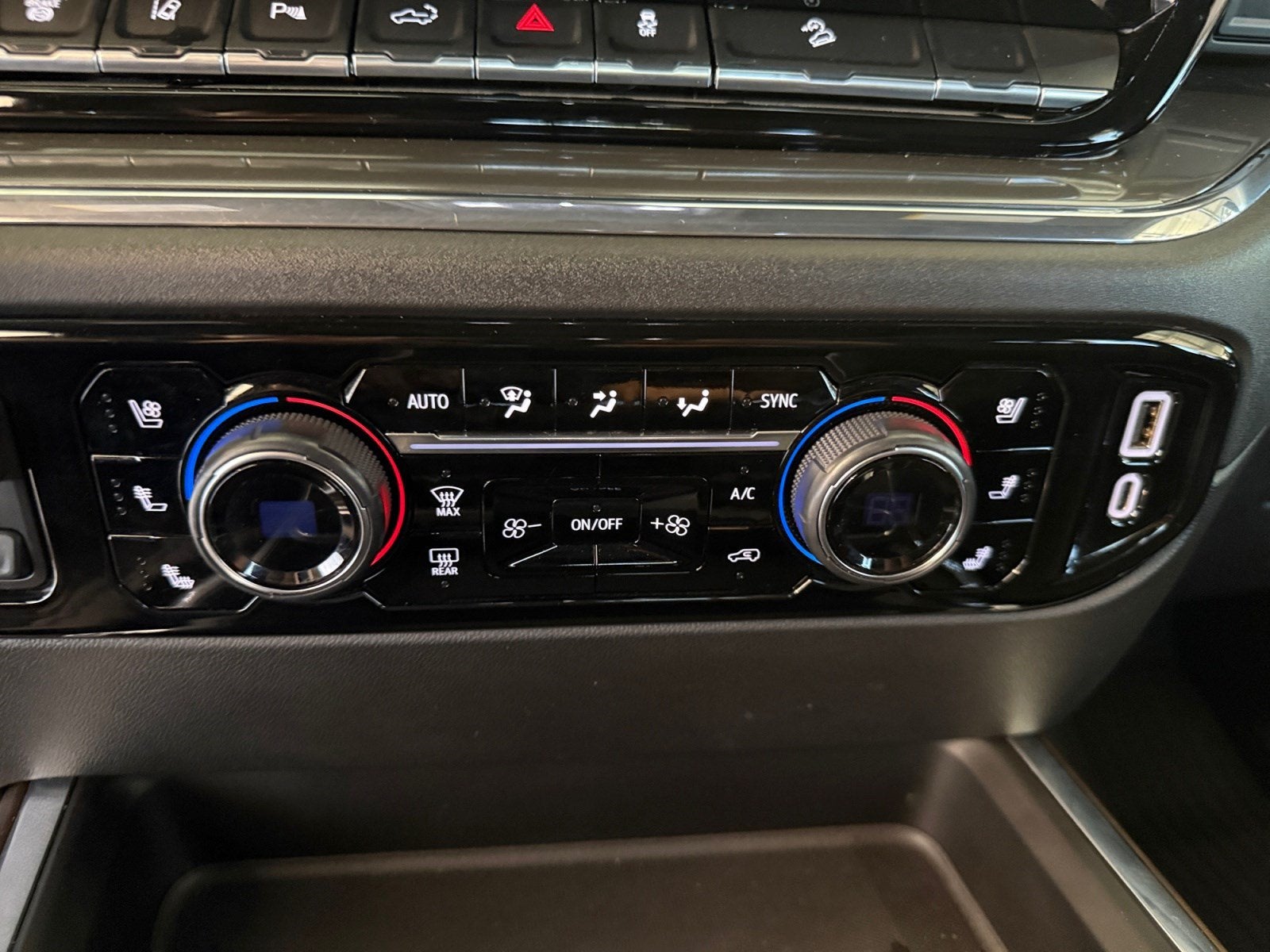 2024 Chevrolet Silverado 2500HD High Country