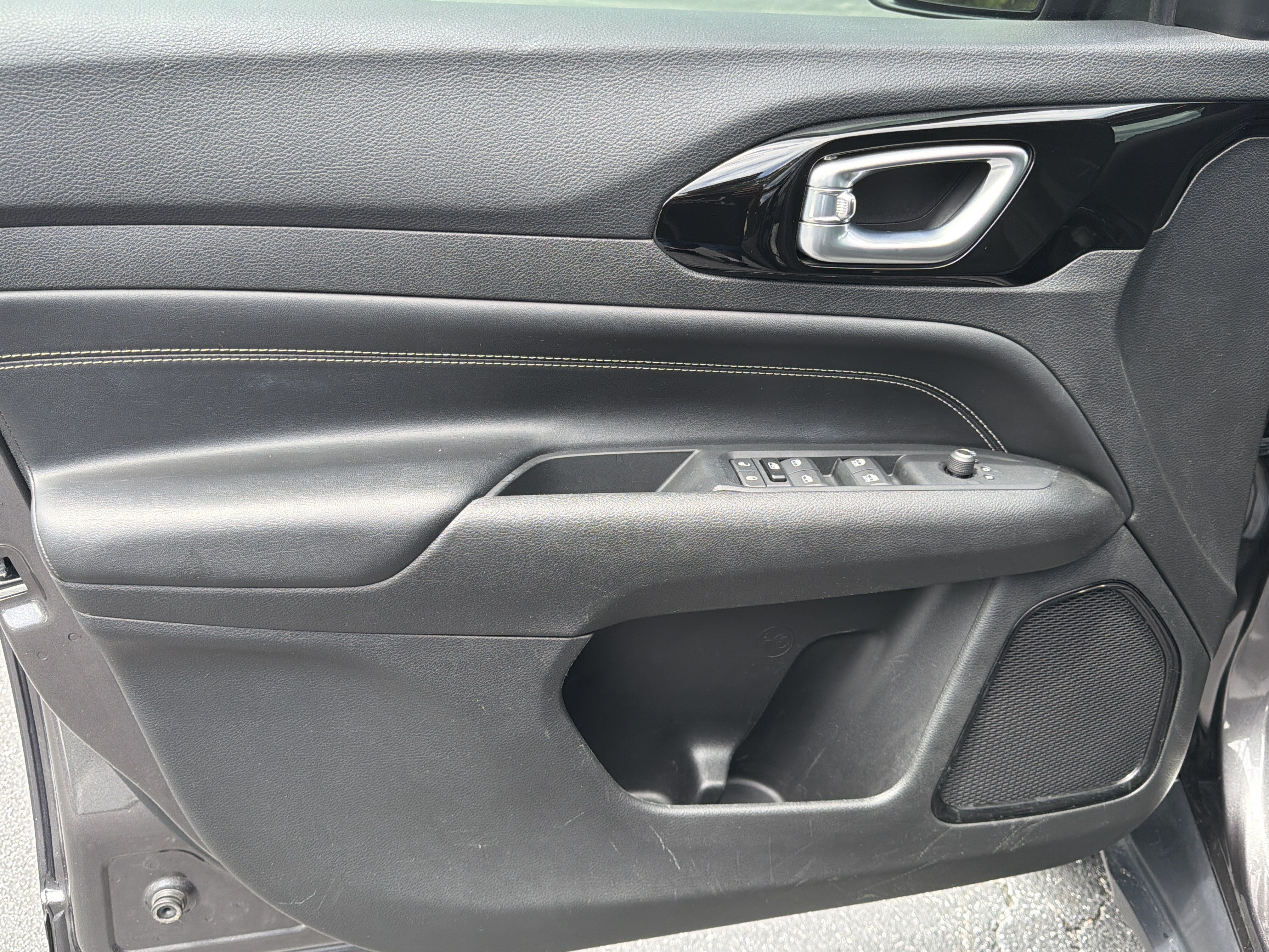 2023 Jeep Compass Altitude