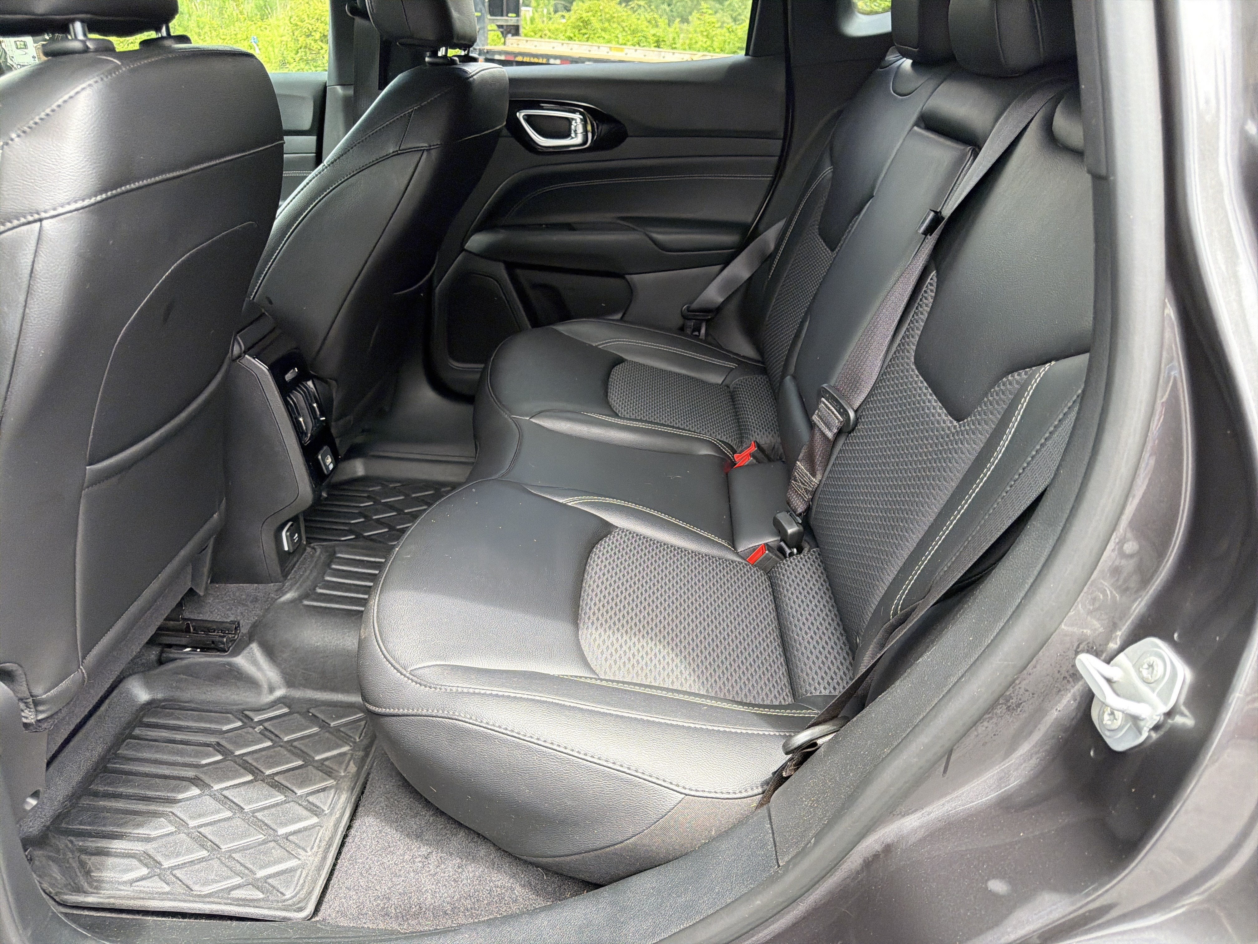 2023 Jeep Compass Altitude
