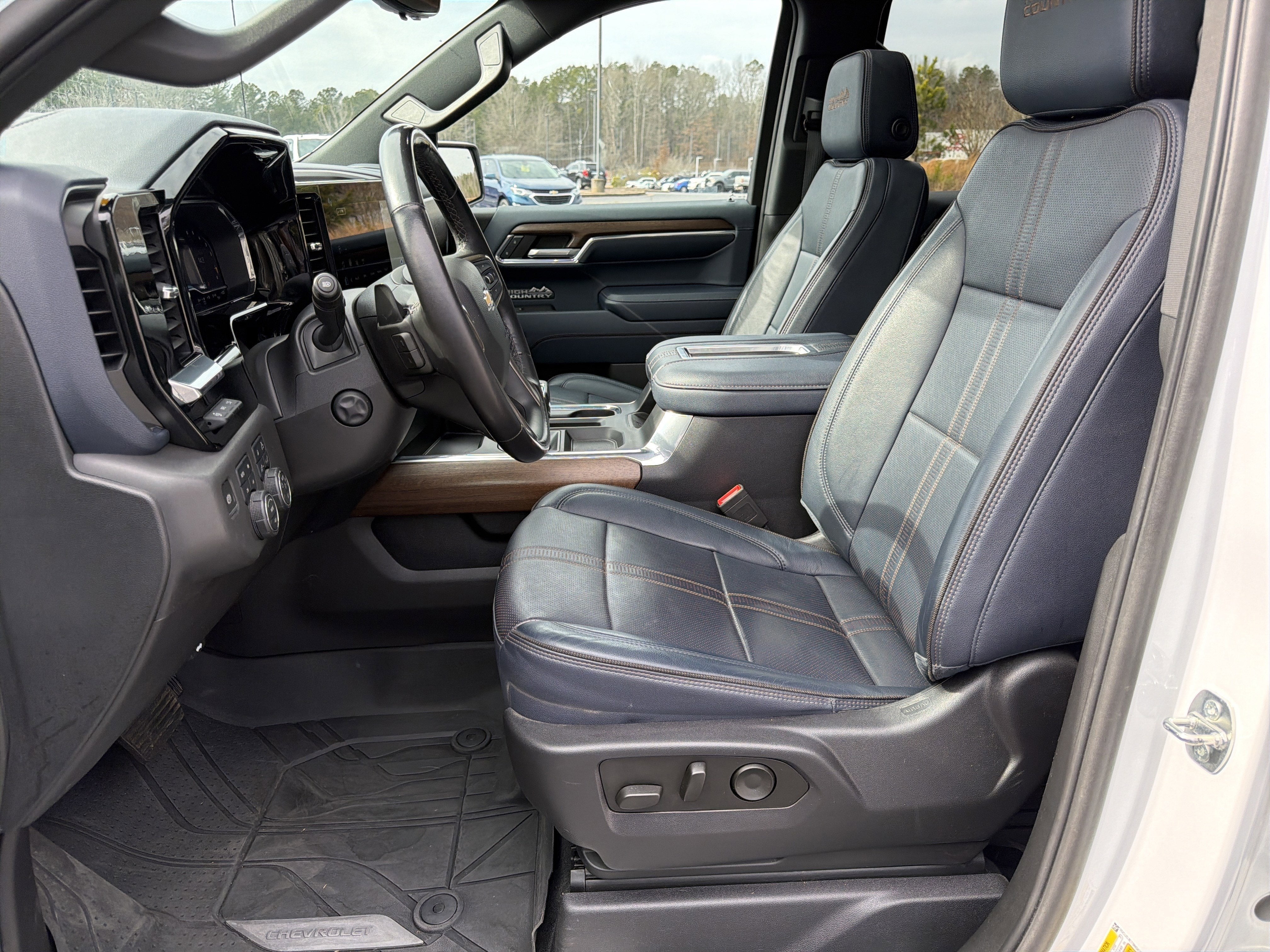 2022 Chevrolet Silverado 1500 High Country