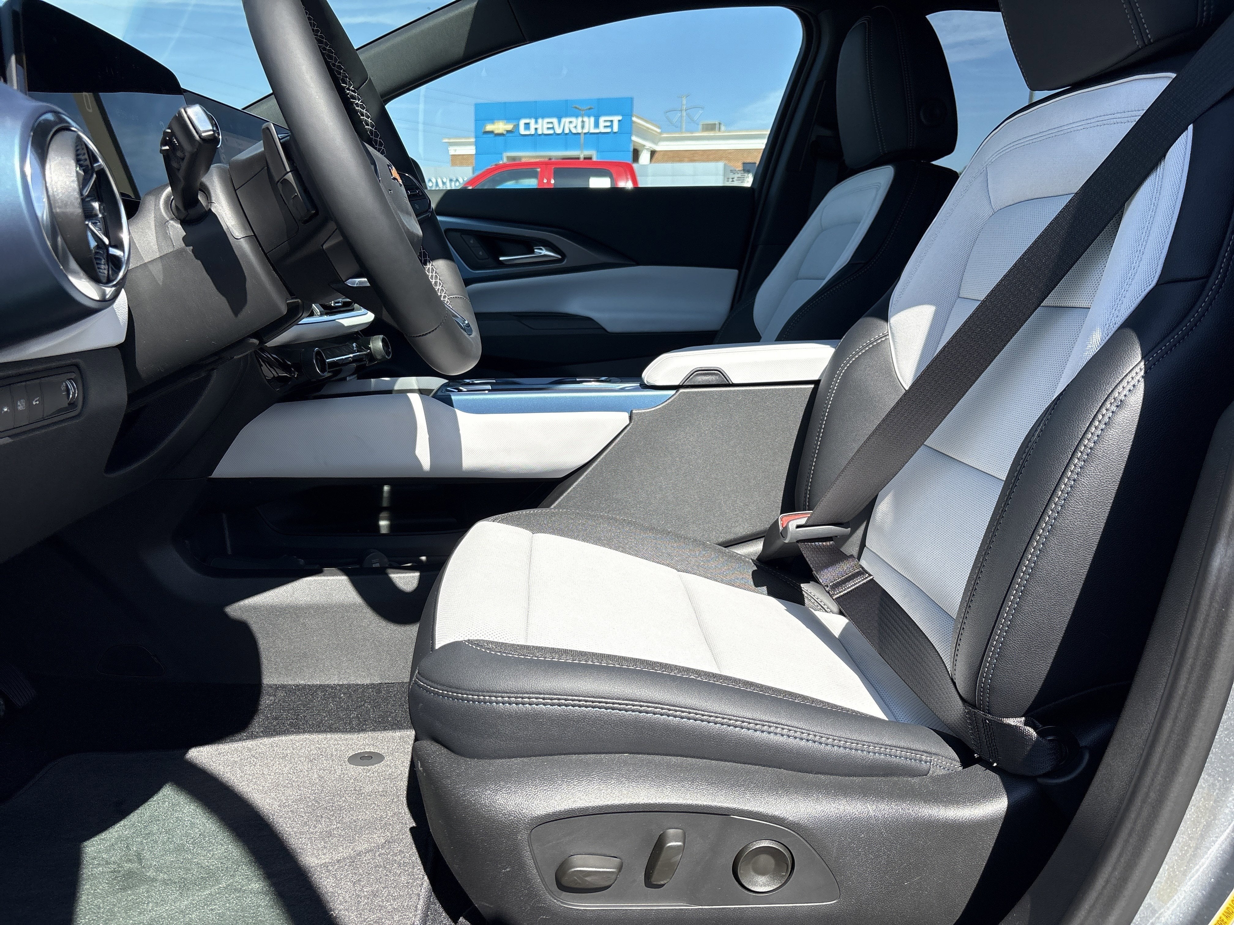 2026 Chevrolet Equinox EV LT2 w/PDE