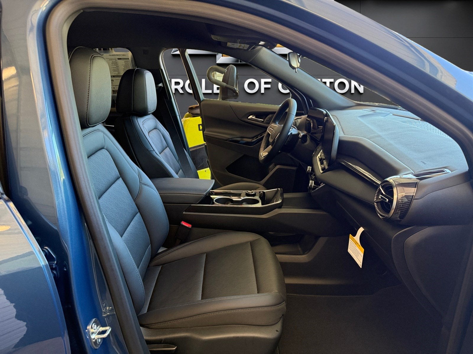 2027 Chevrolet Equinox FWD LT