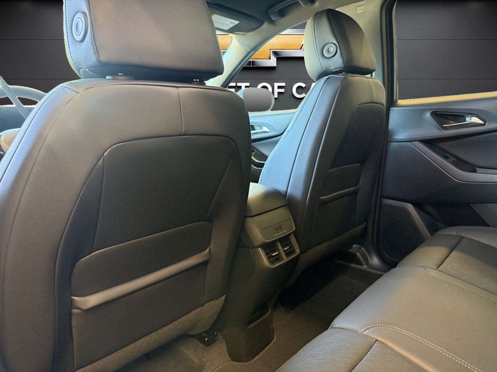 2027 Chevrolet Equinox FWD LT