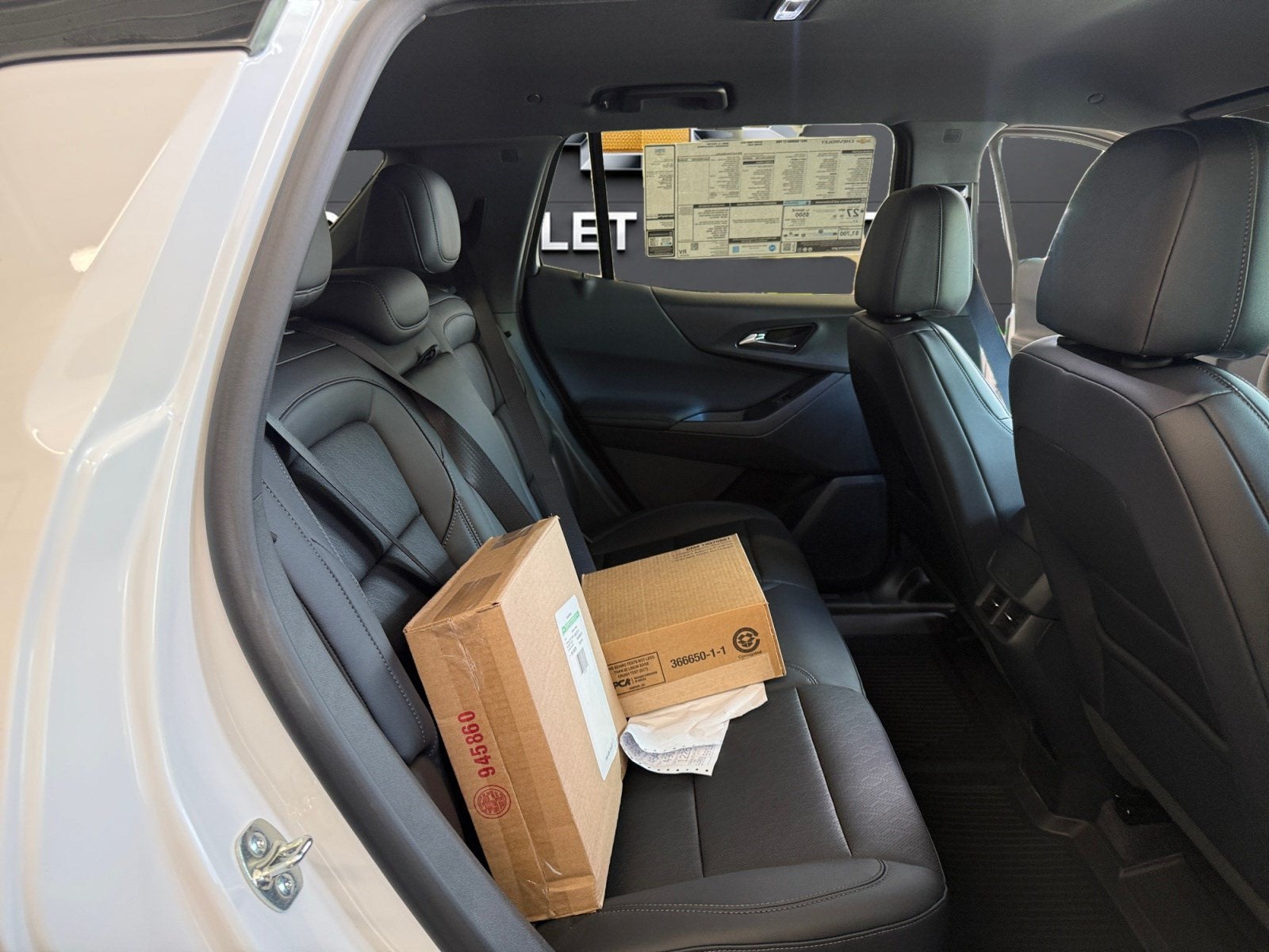 2027 Chevrolet Equinox FWD LT