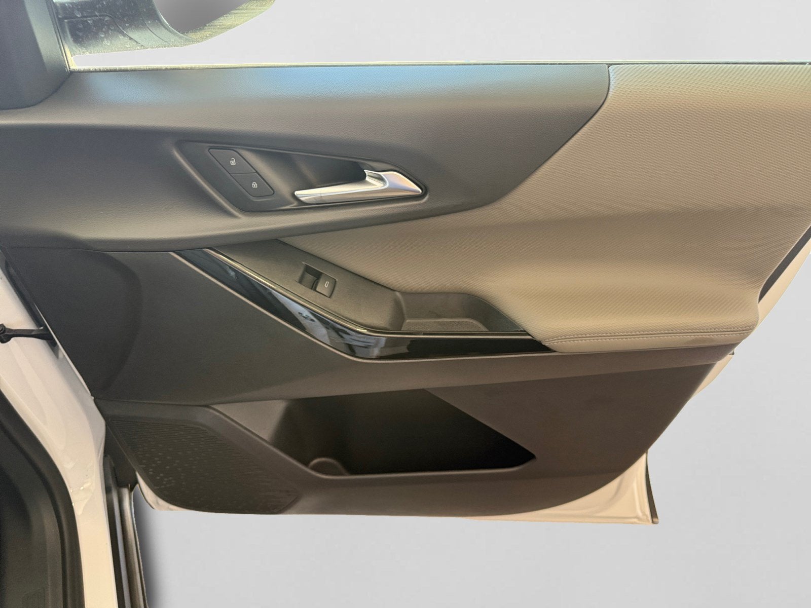 2027 Chevrolet Equinox FWD LT