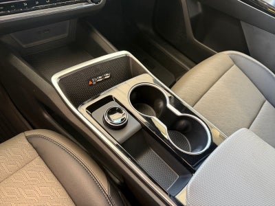 2027 Chevrolet Equinox FWD LT