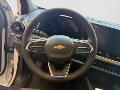 2027 Chevrolet Equinox FWD LT