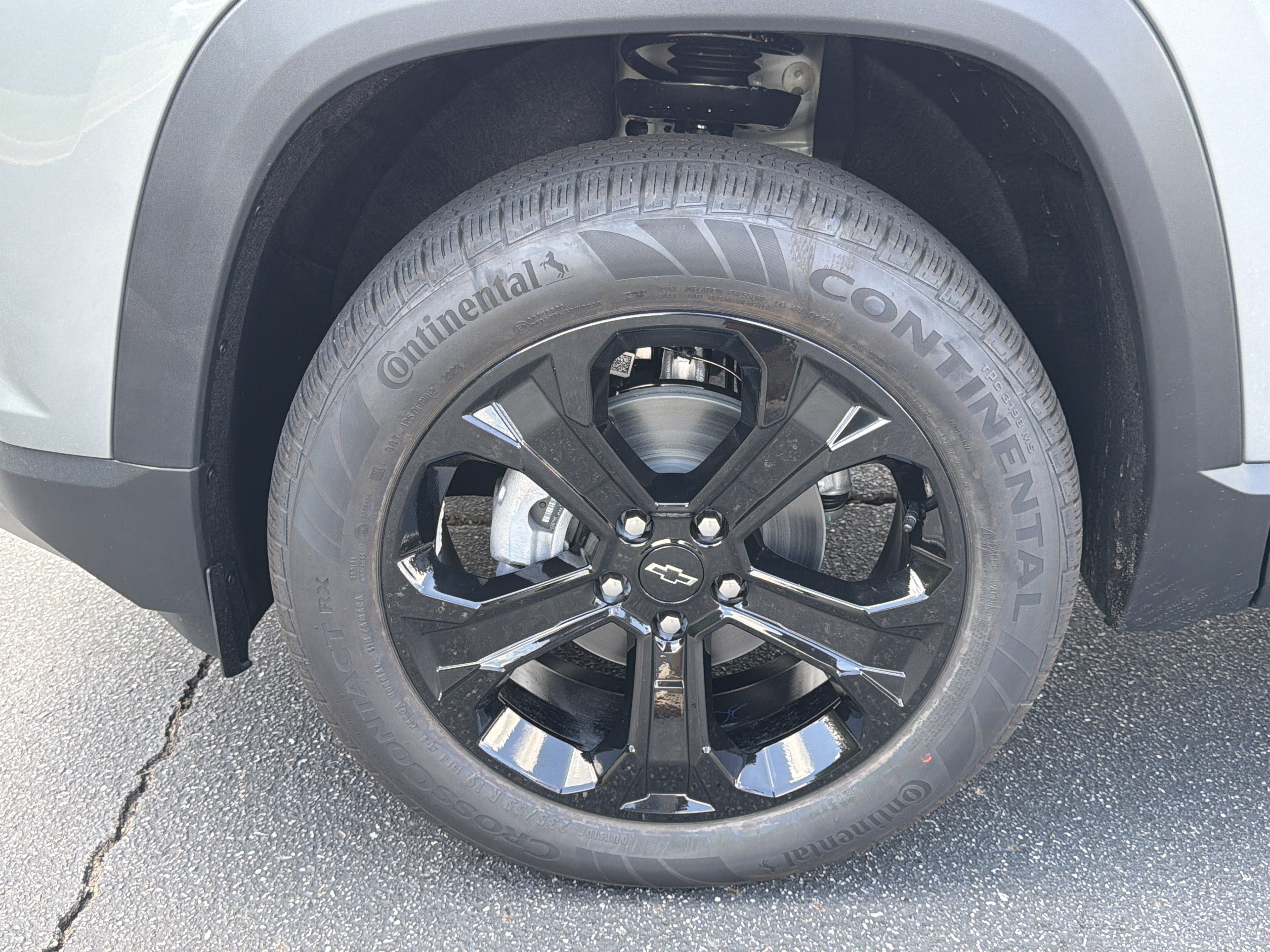 2027 Chevrolet Equinox FWD LT