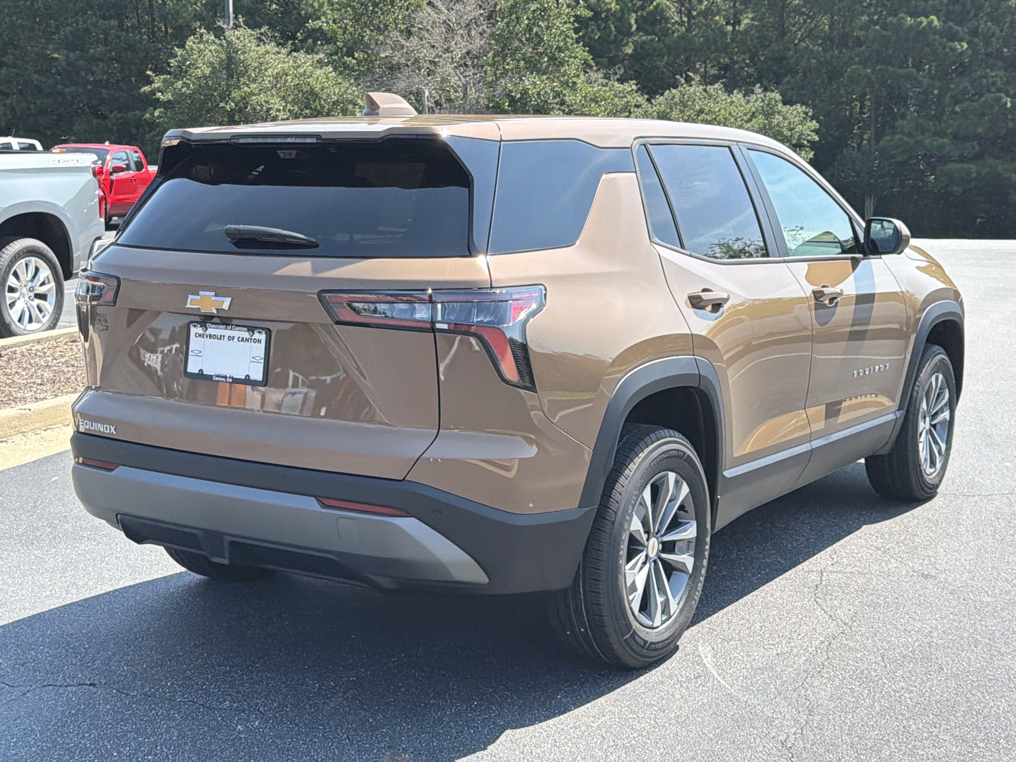 2027 Chevrolet Equinox FWD LT
