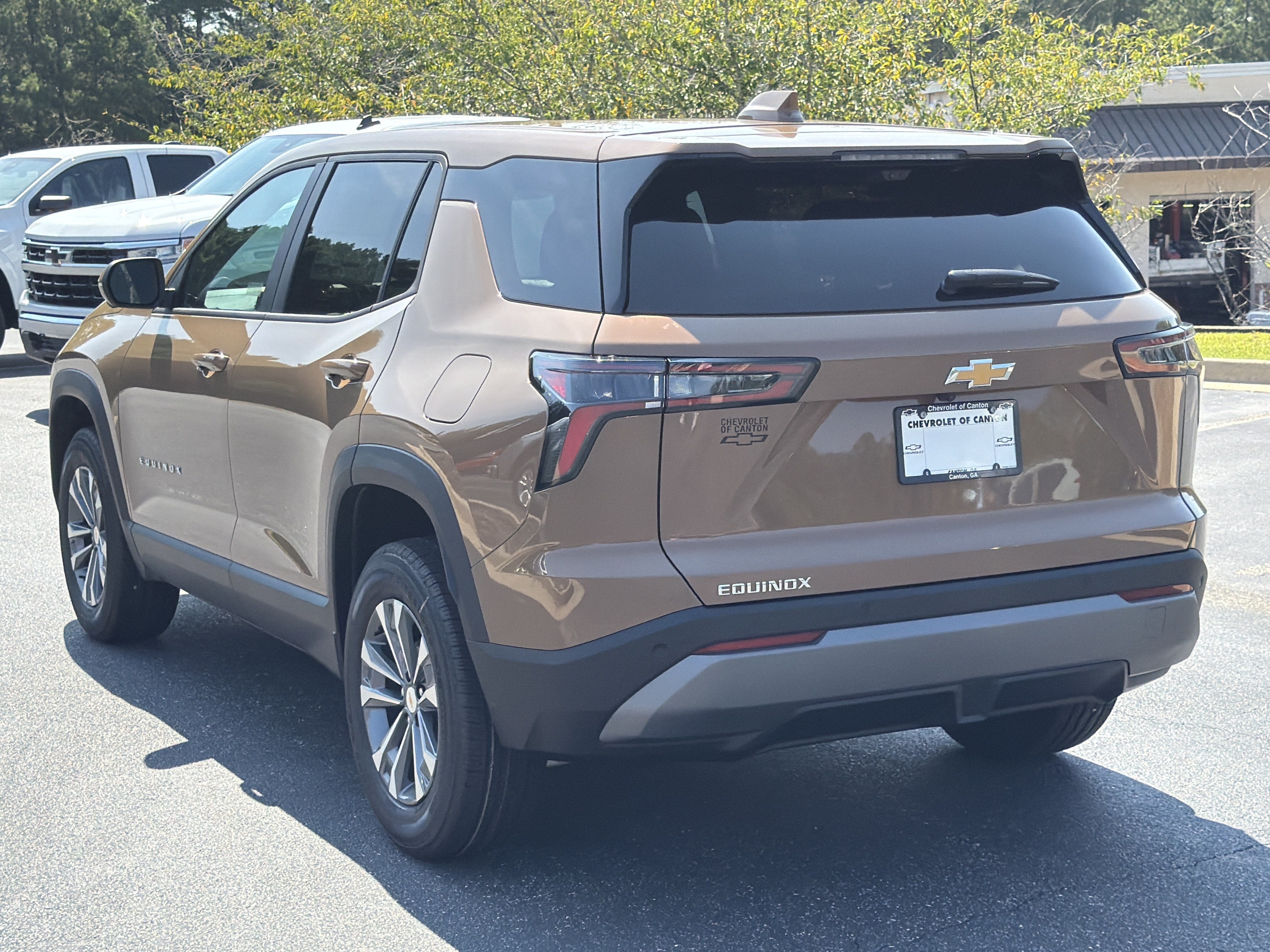 2027 Chevrolet Equinox FWD LT