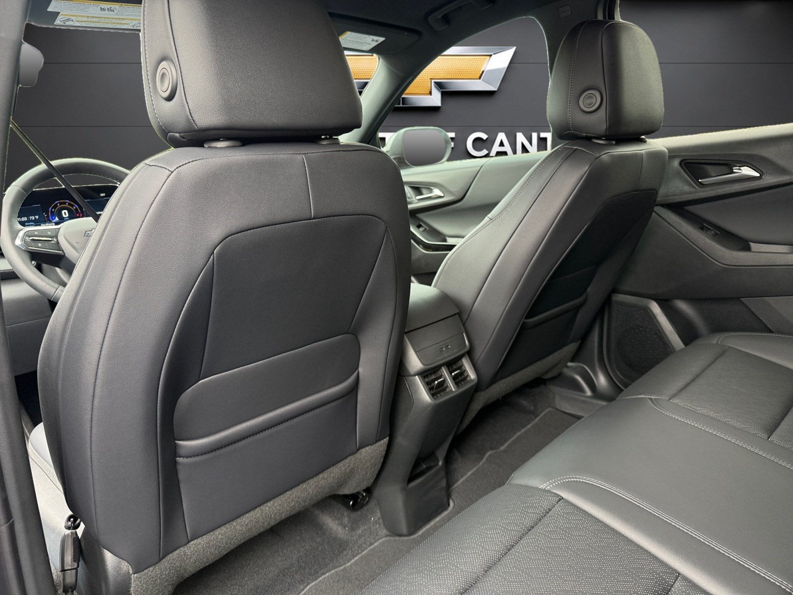 2027 Chevrolet Equinox FWD LT