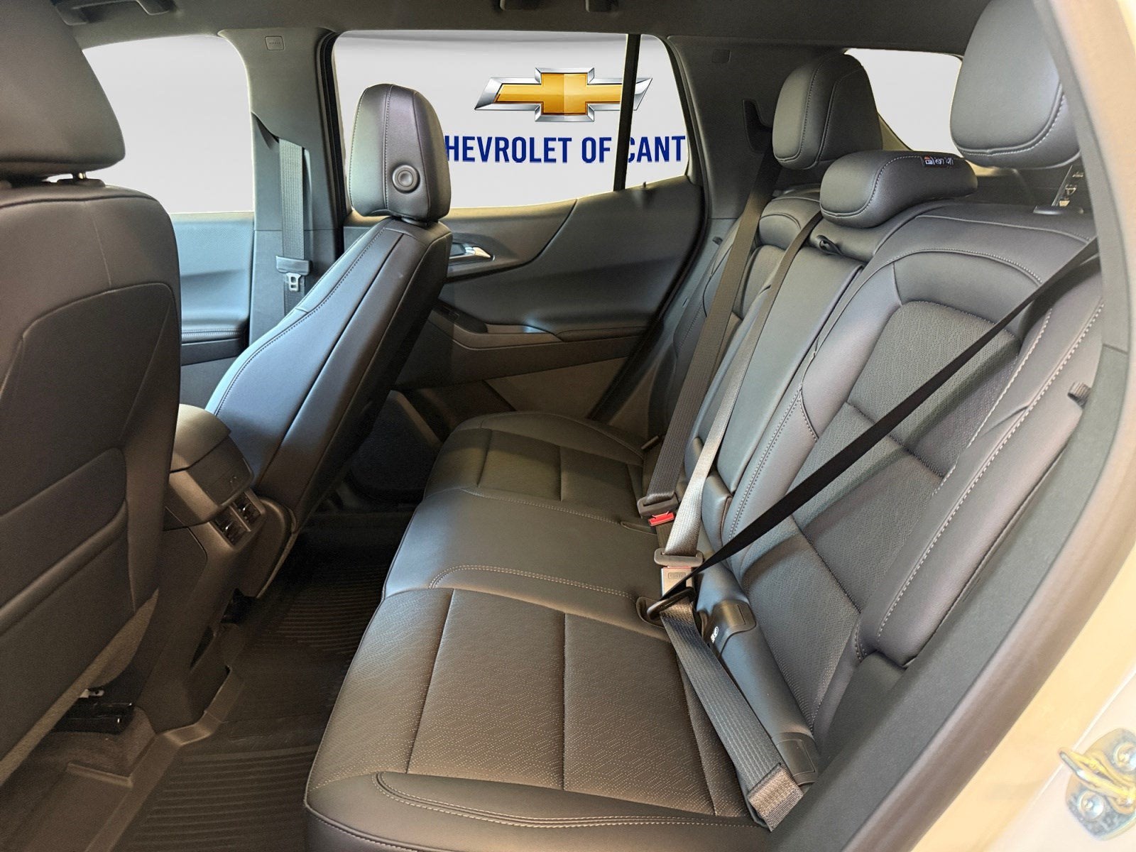 2027 Chevrolet Equinox FWD LT