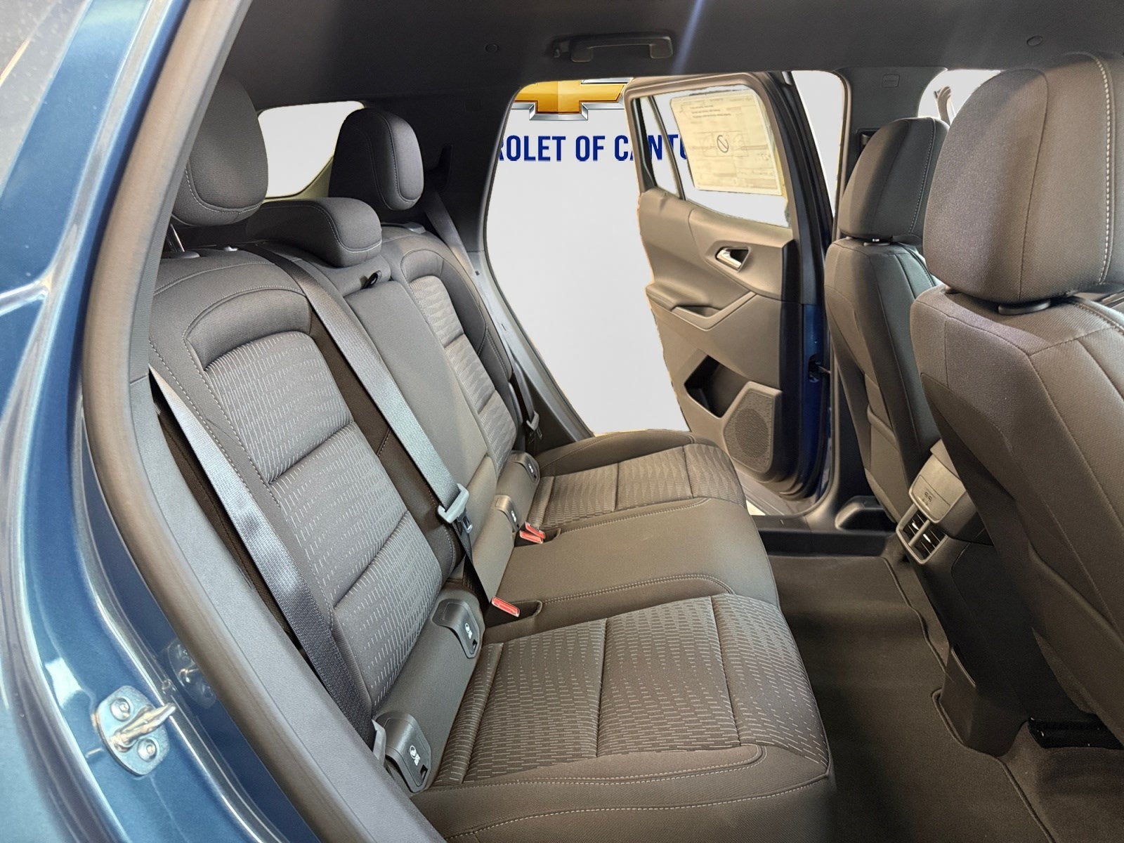 2027 Chevrolet Equinox FWD LT