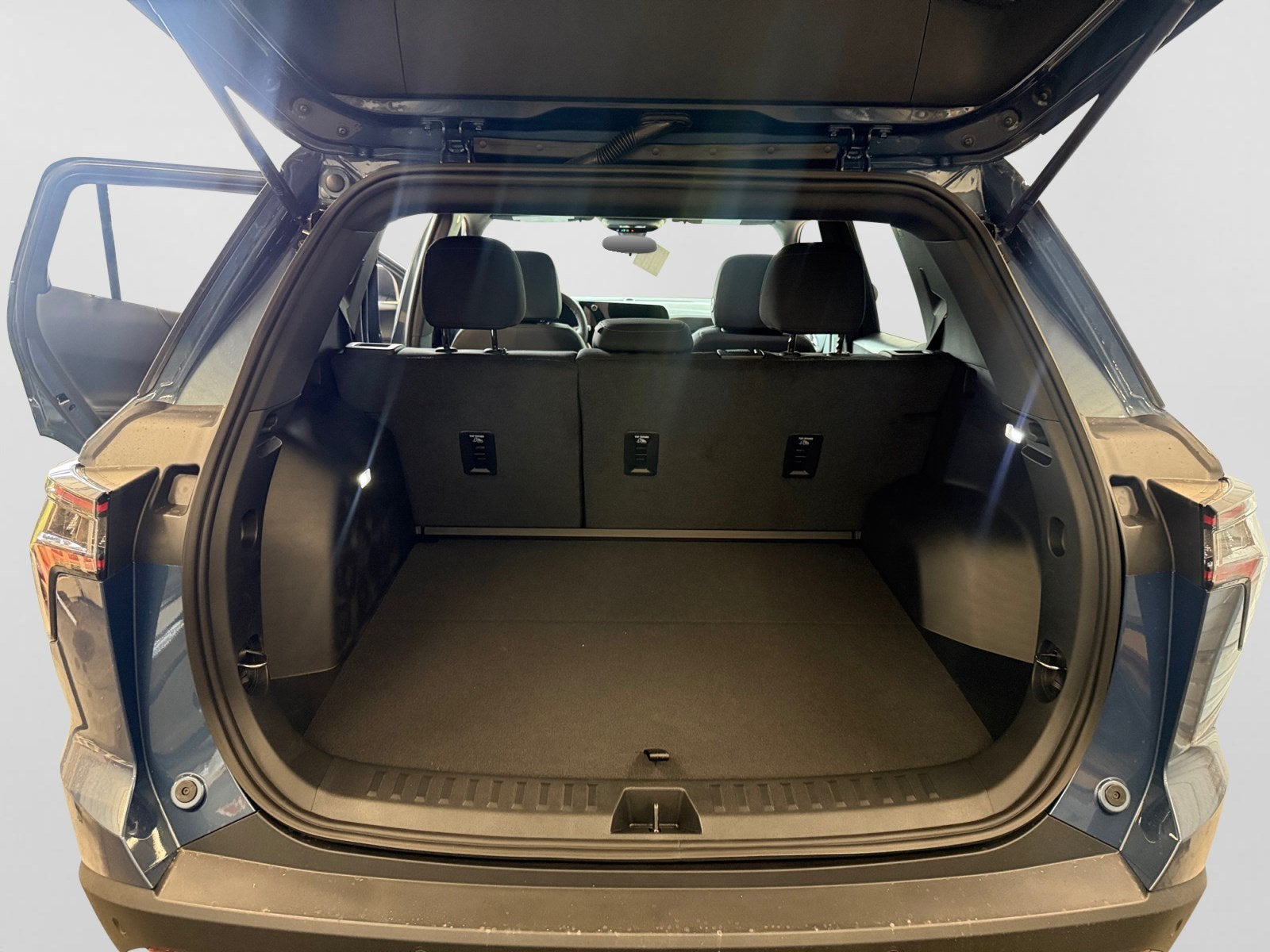 2027 Chevrolet Equinox FWD LT