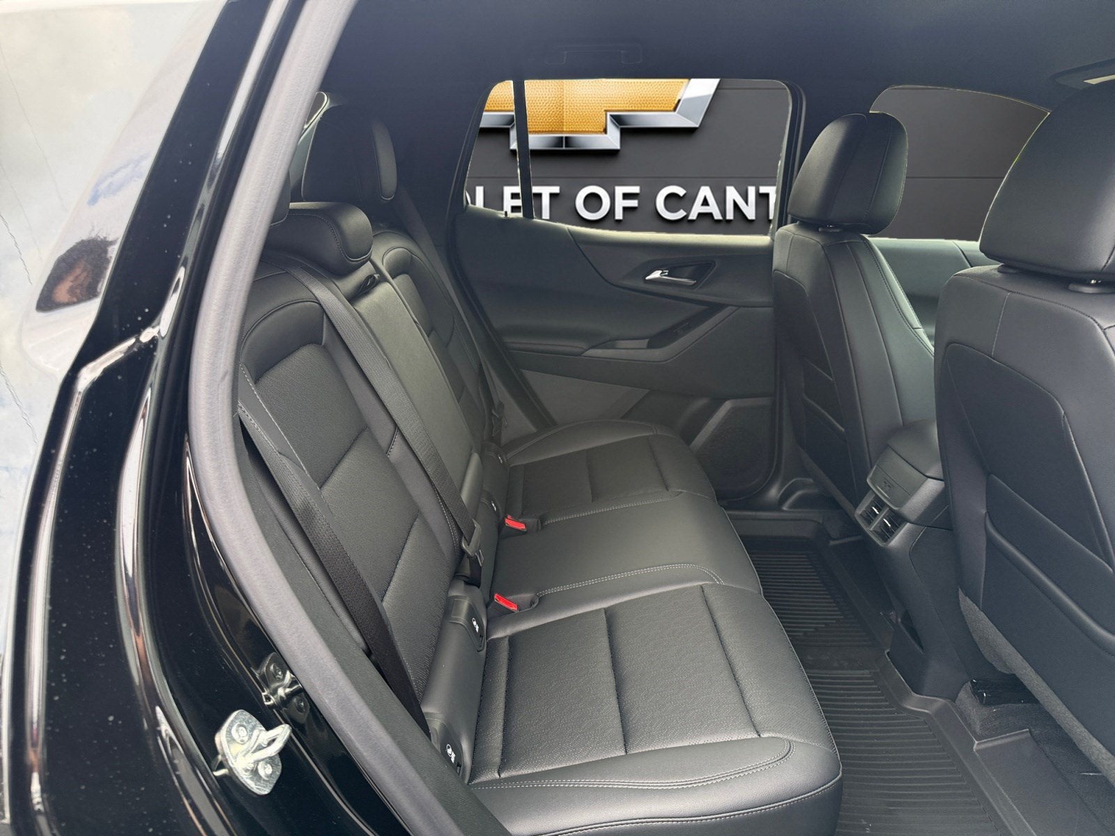 2027 Chevrolet Equinox FWD LT