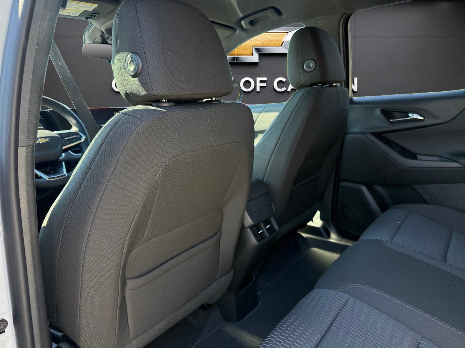 2027 Chevrolet Equinox FWD LT