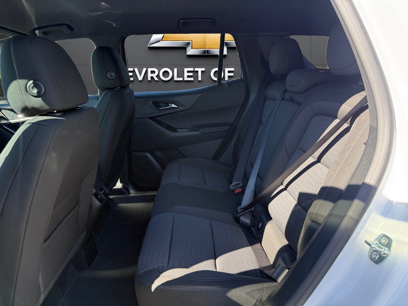 2027 Chevrolet Equinox FWD LT