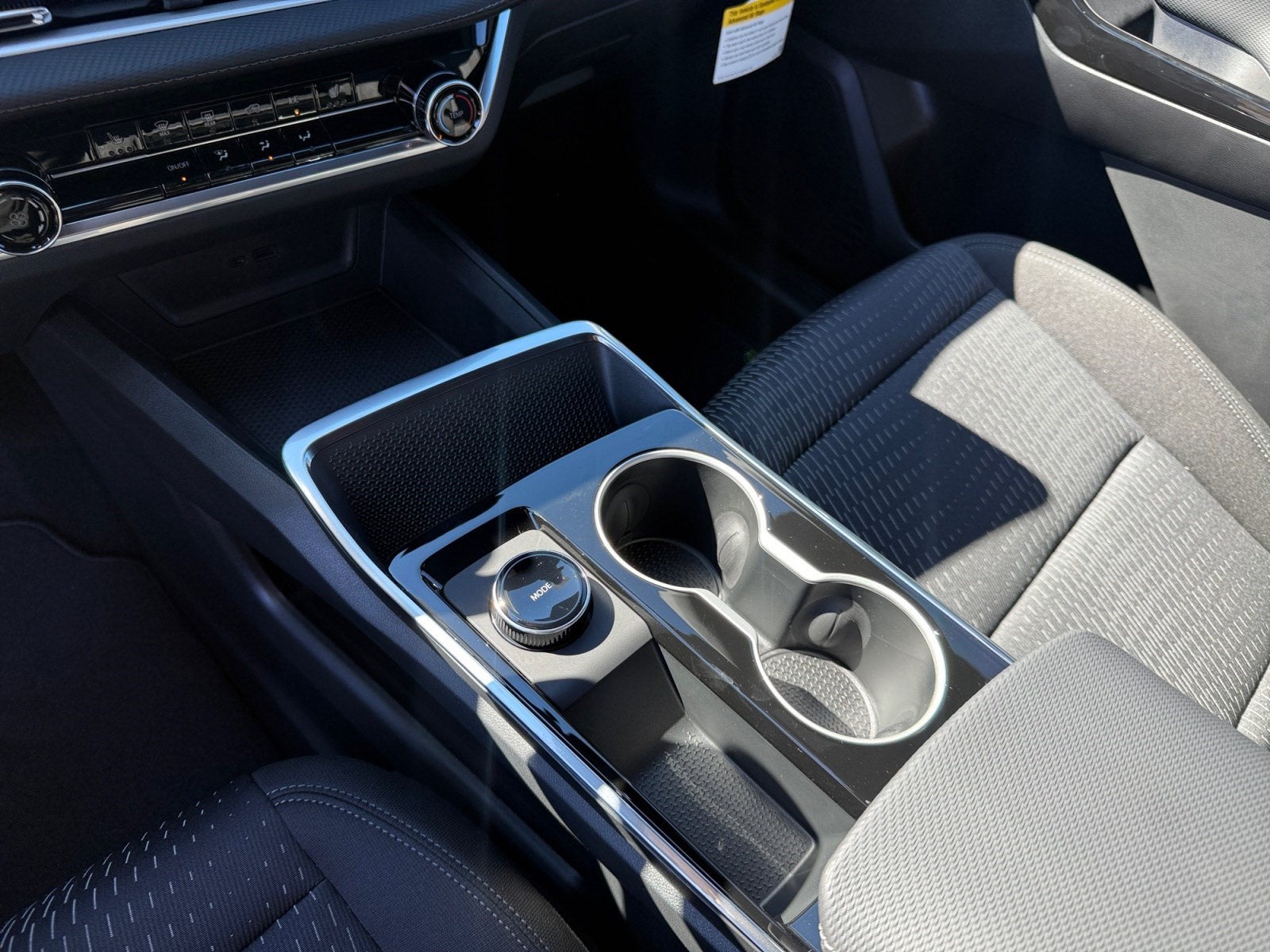 2027 Chevrolet Equinox FWD LT