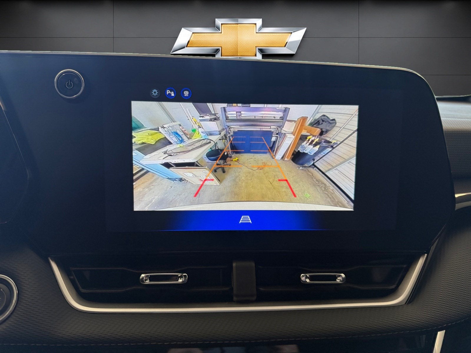 2027 Chevrolet Equinox FWD LT