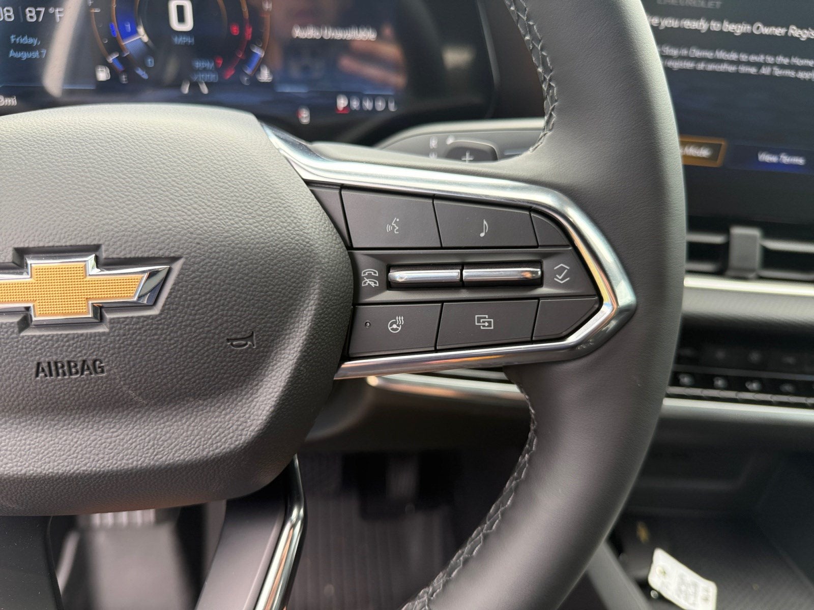 2027 Chevrolet Equinox FWD LT