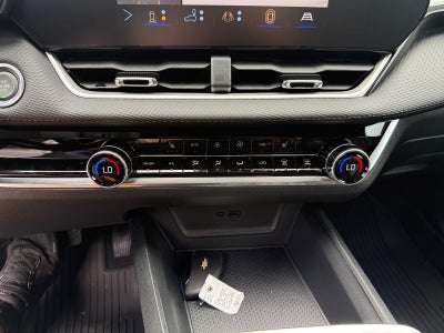 2027 Chevrolet Equinox FWD LT
