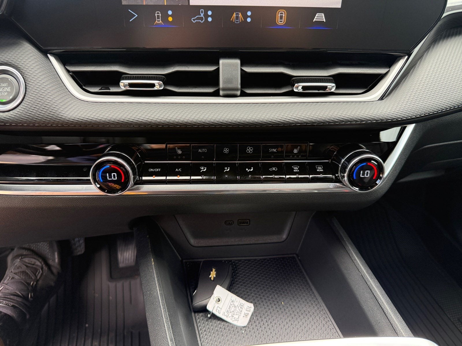 2027 Chevrolet Equinox FWD LT