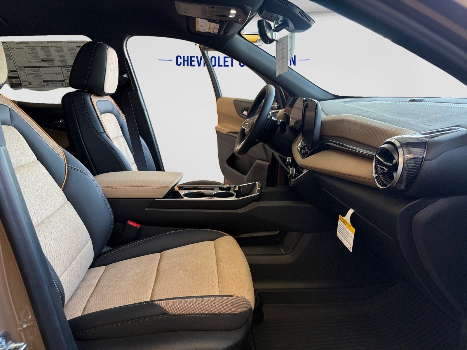 2027 Chevrolet Equinox FWD ACTIV