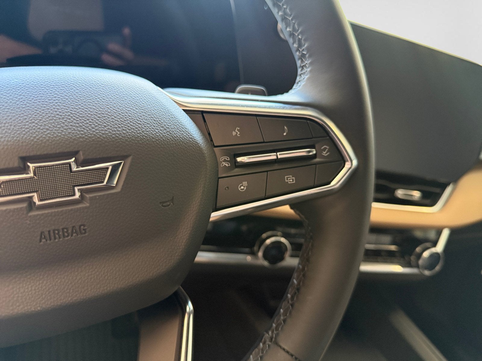 2027 Chevrolet Equinox FWD ACTIV