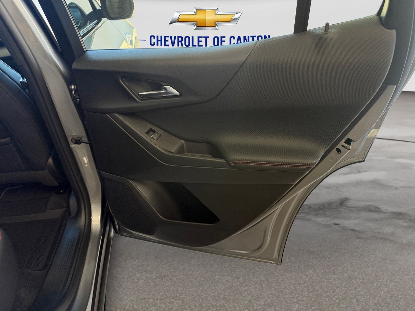 2027 Chevrolet Equinox FWD RS