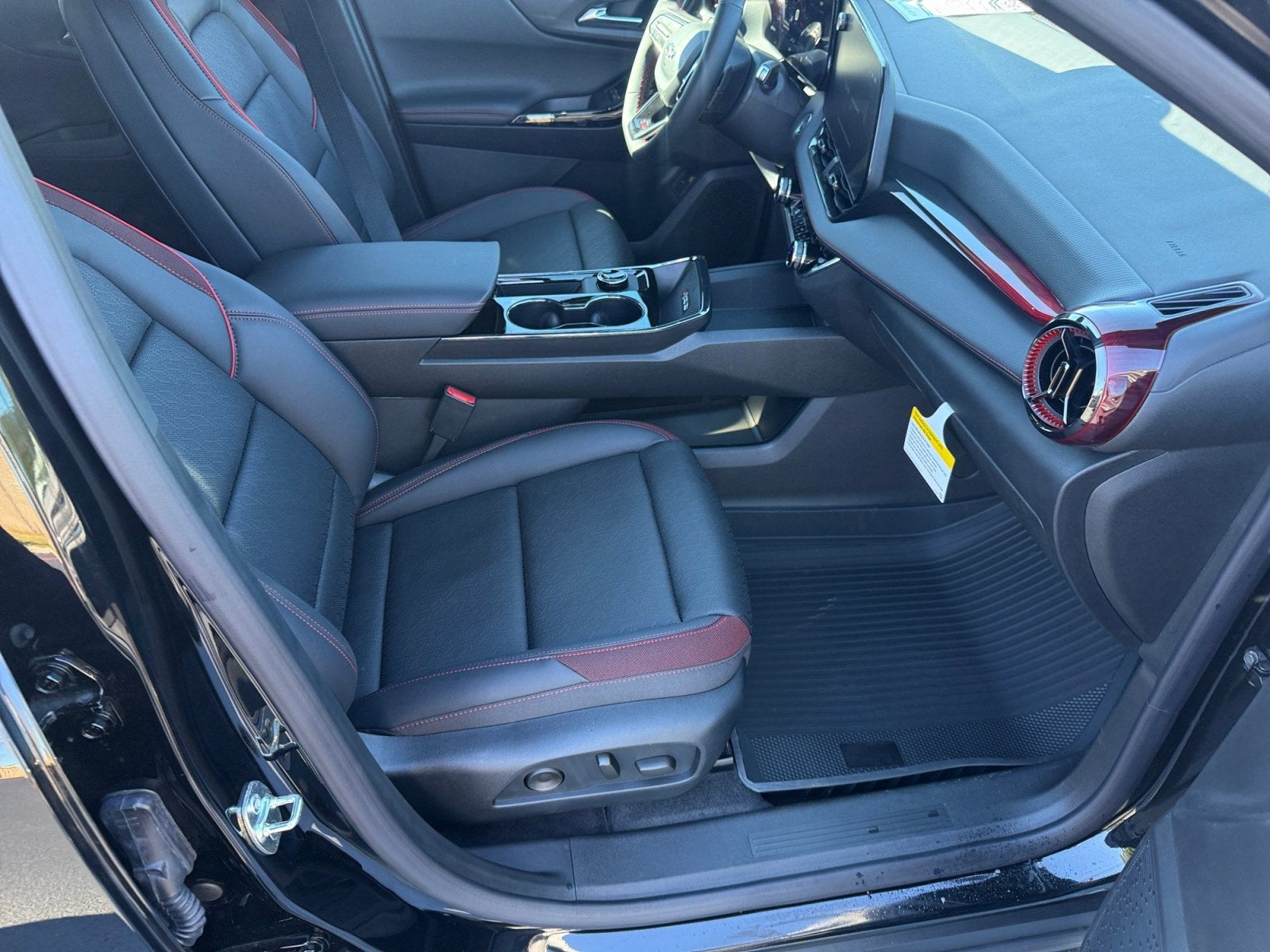 2027 Chevrolet Equinox FWD RS
