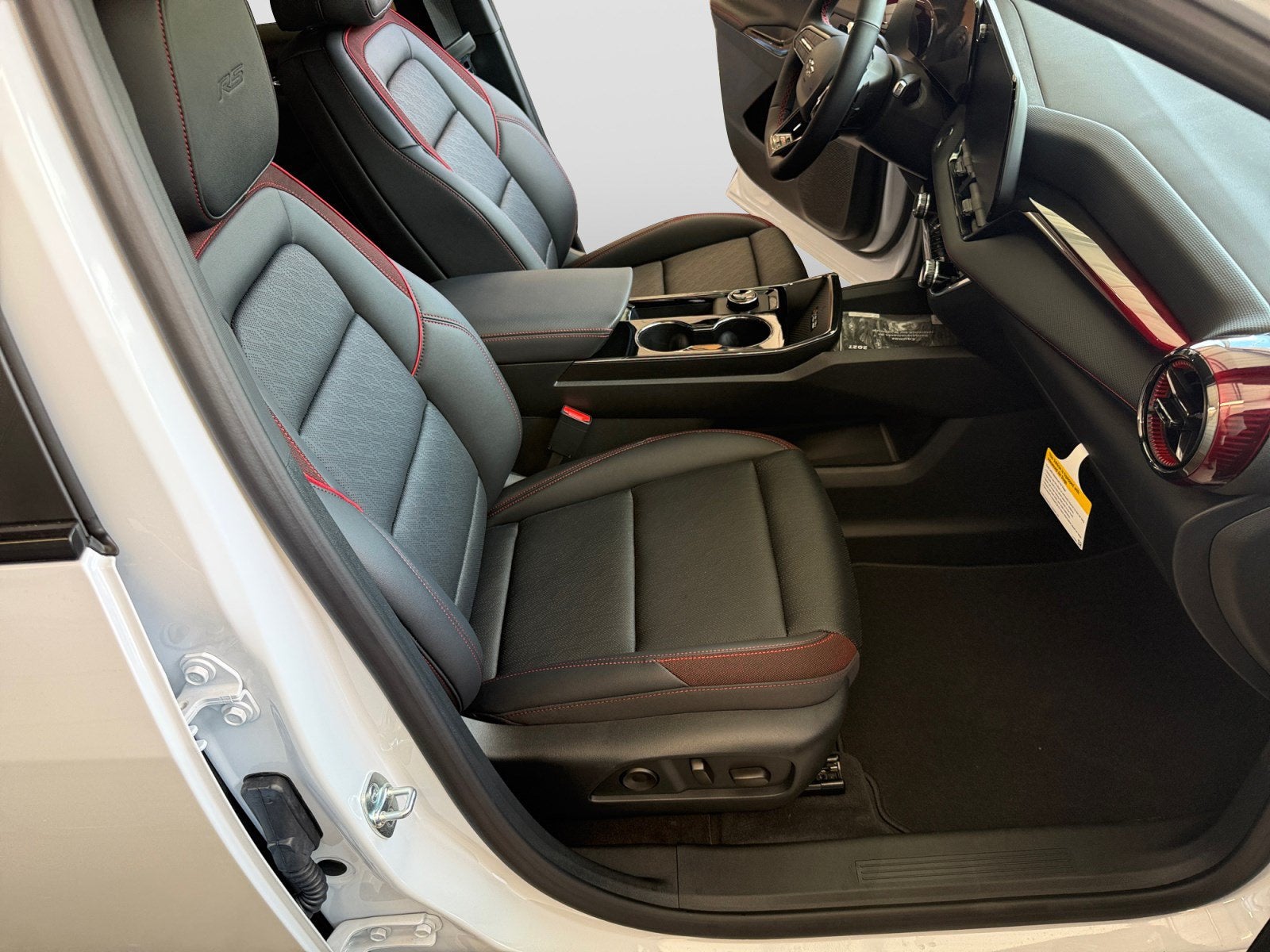 2027 Chevrolet Equinox FWD RS