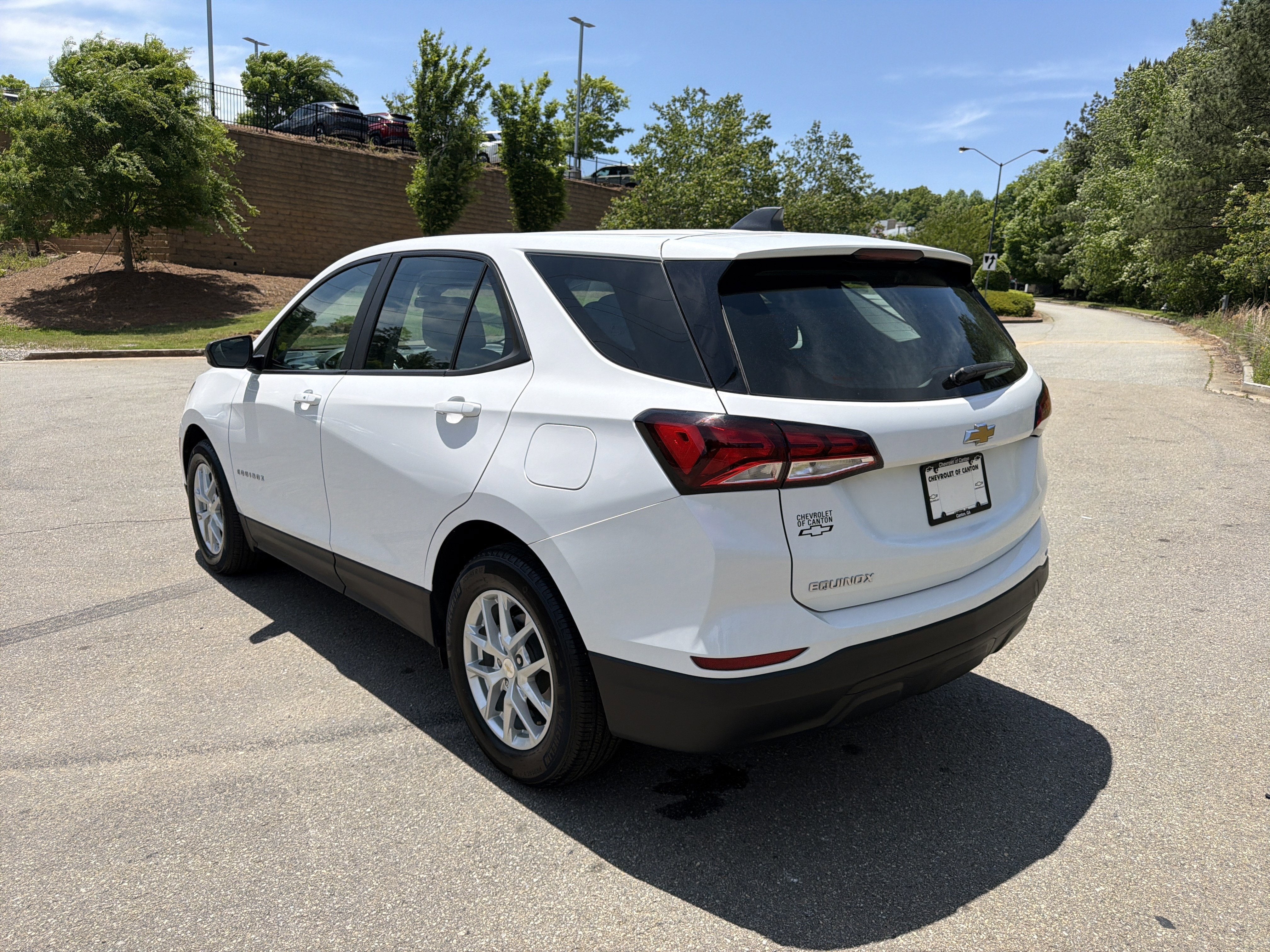 2023 Chevrolet Equinox LS