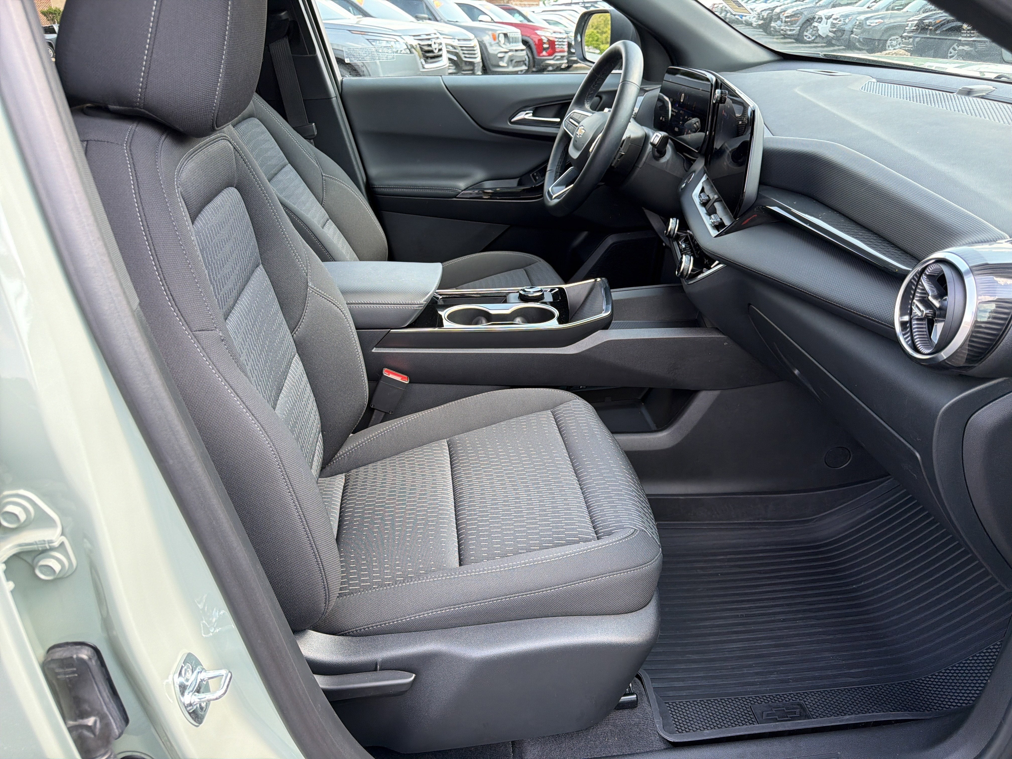 2026 Chevrolet Equinox FWD LT