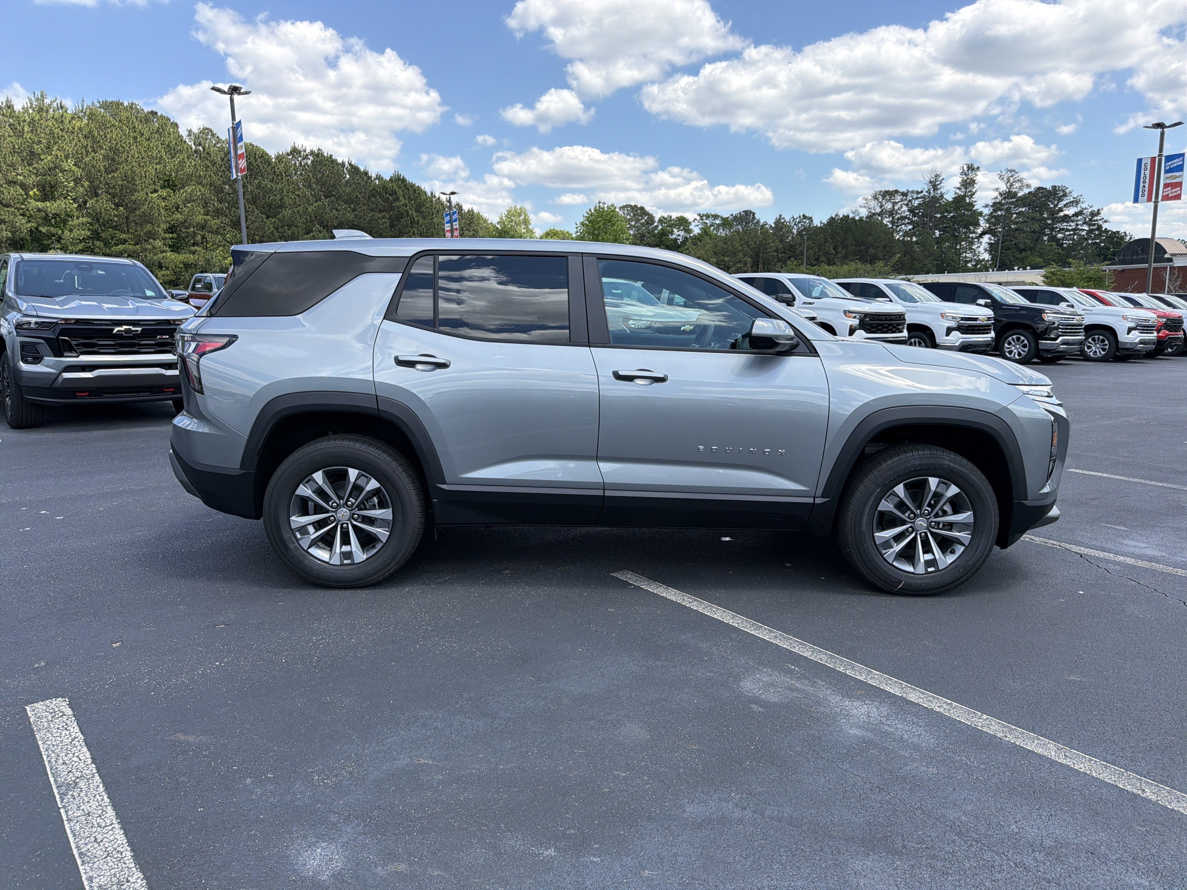 2026 Chevrolet Equinox FWD LT