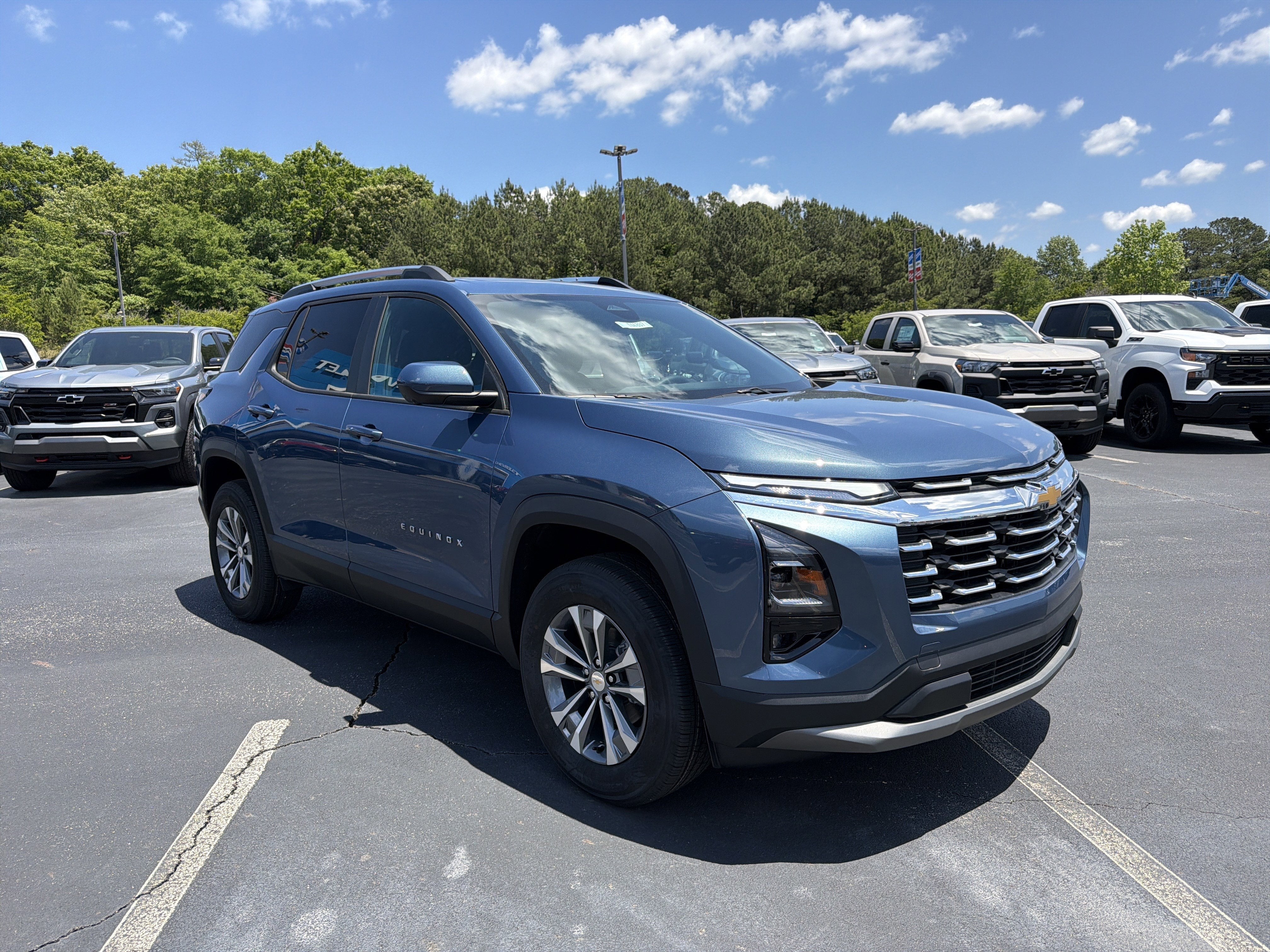 2026 Chevrolet Equinox FWD LT