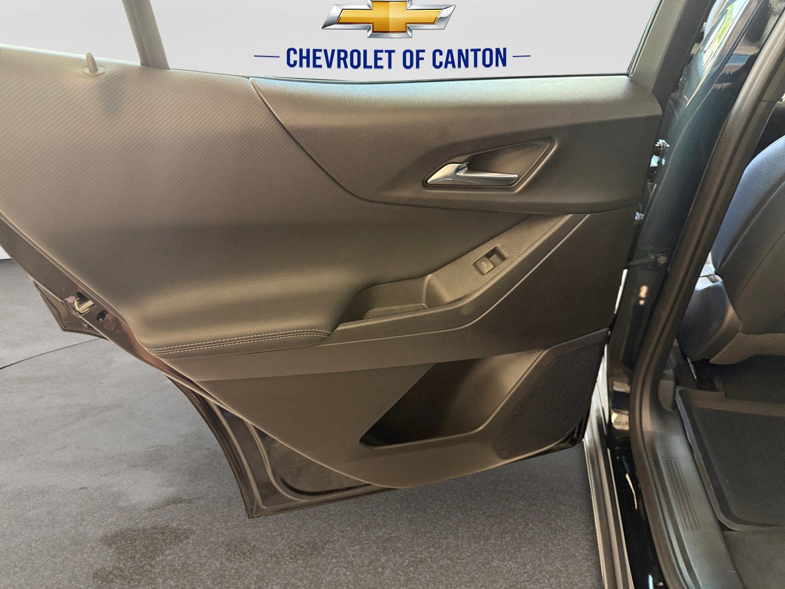 2027 Chevrolet Equinox AWD LT