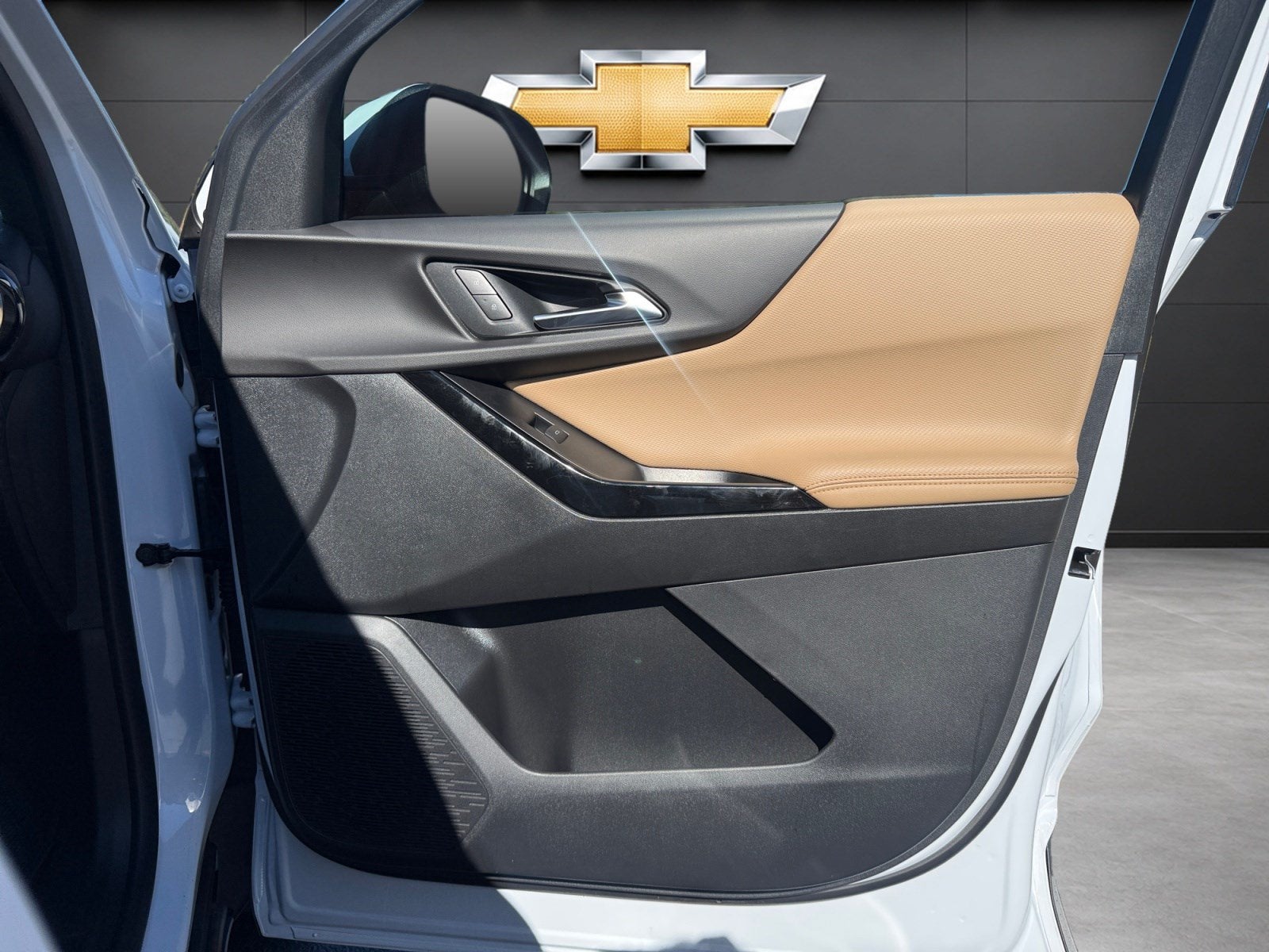 2027 Chevrolet Equinox AWD ACTIV