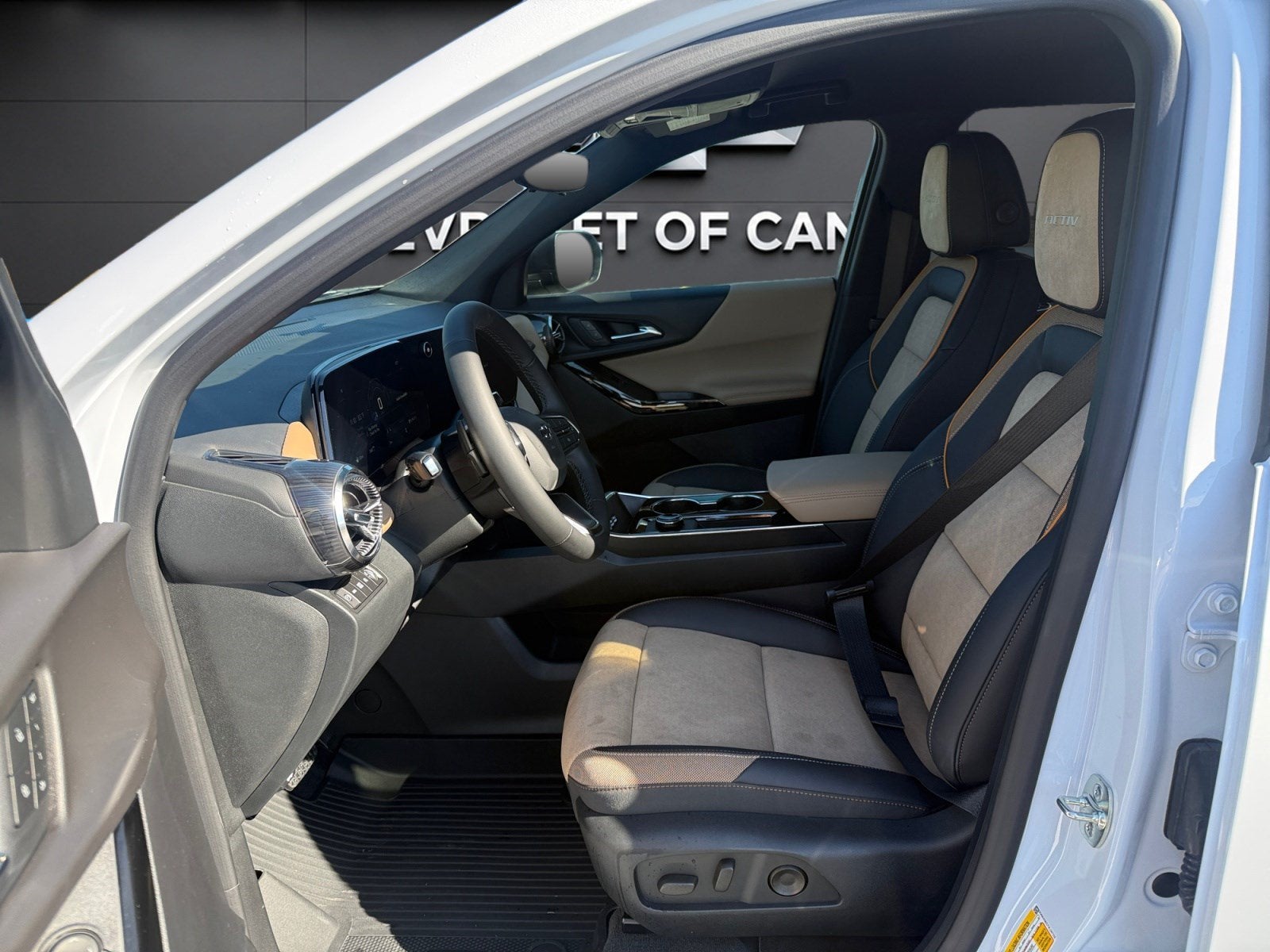 2027 Chevrolet Equinox AWD ACTIV