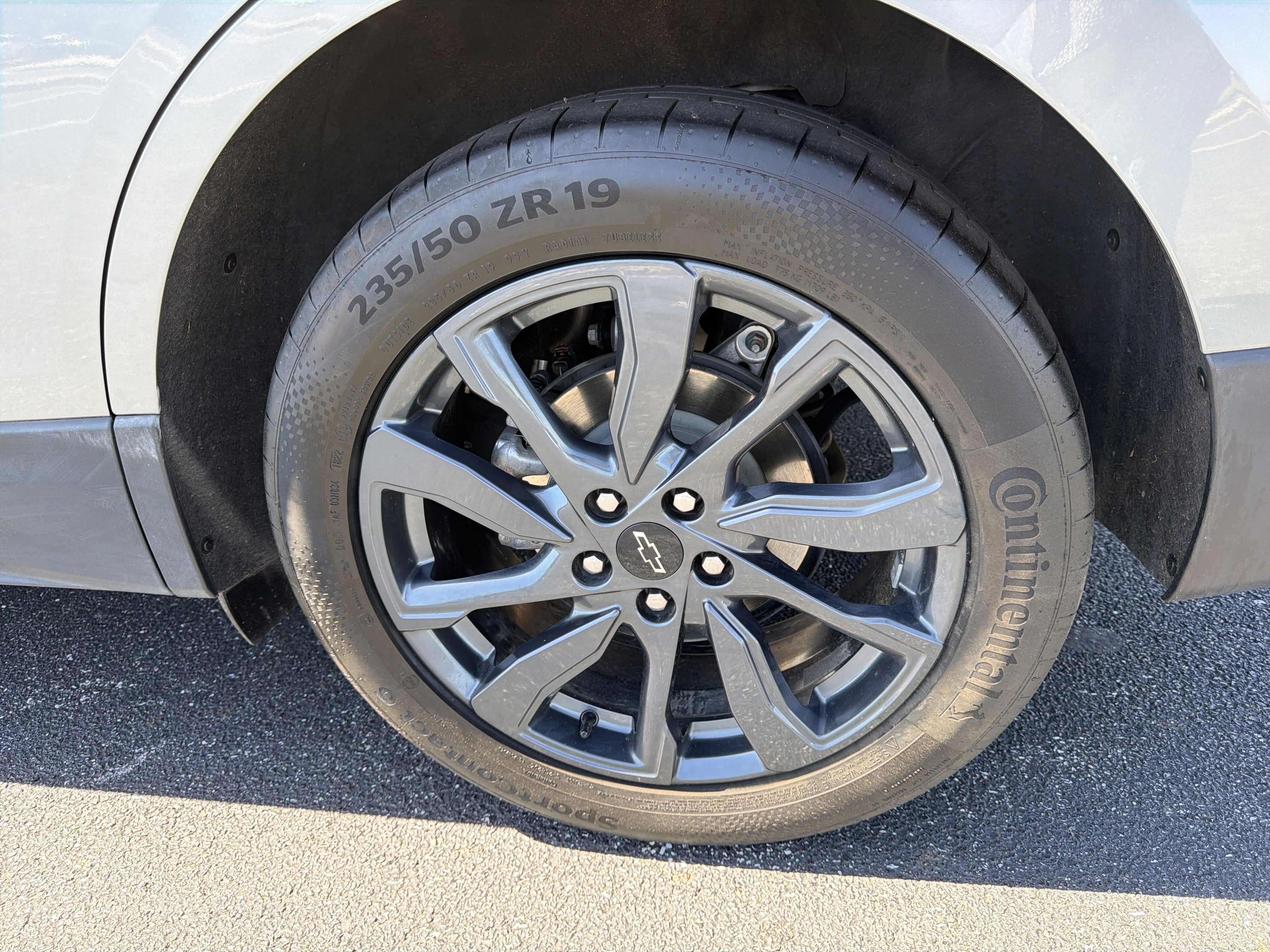 2023 Chevrolet Equinox RS