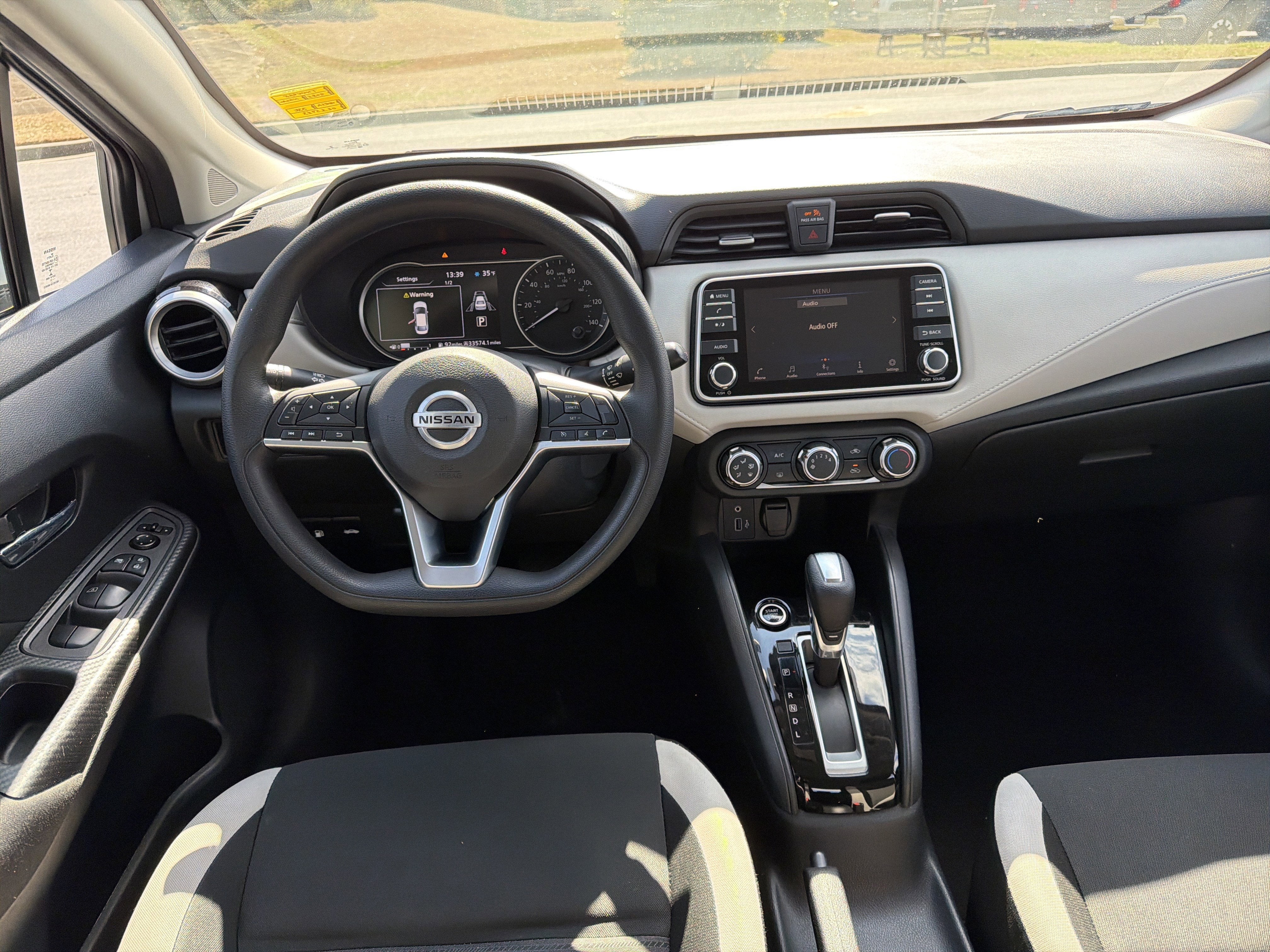 2021 Nissan Versa SV