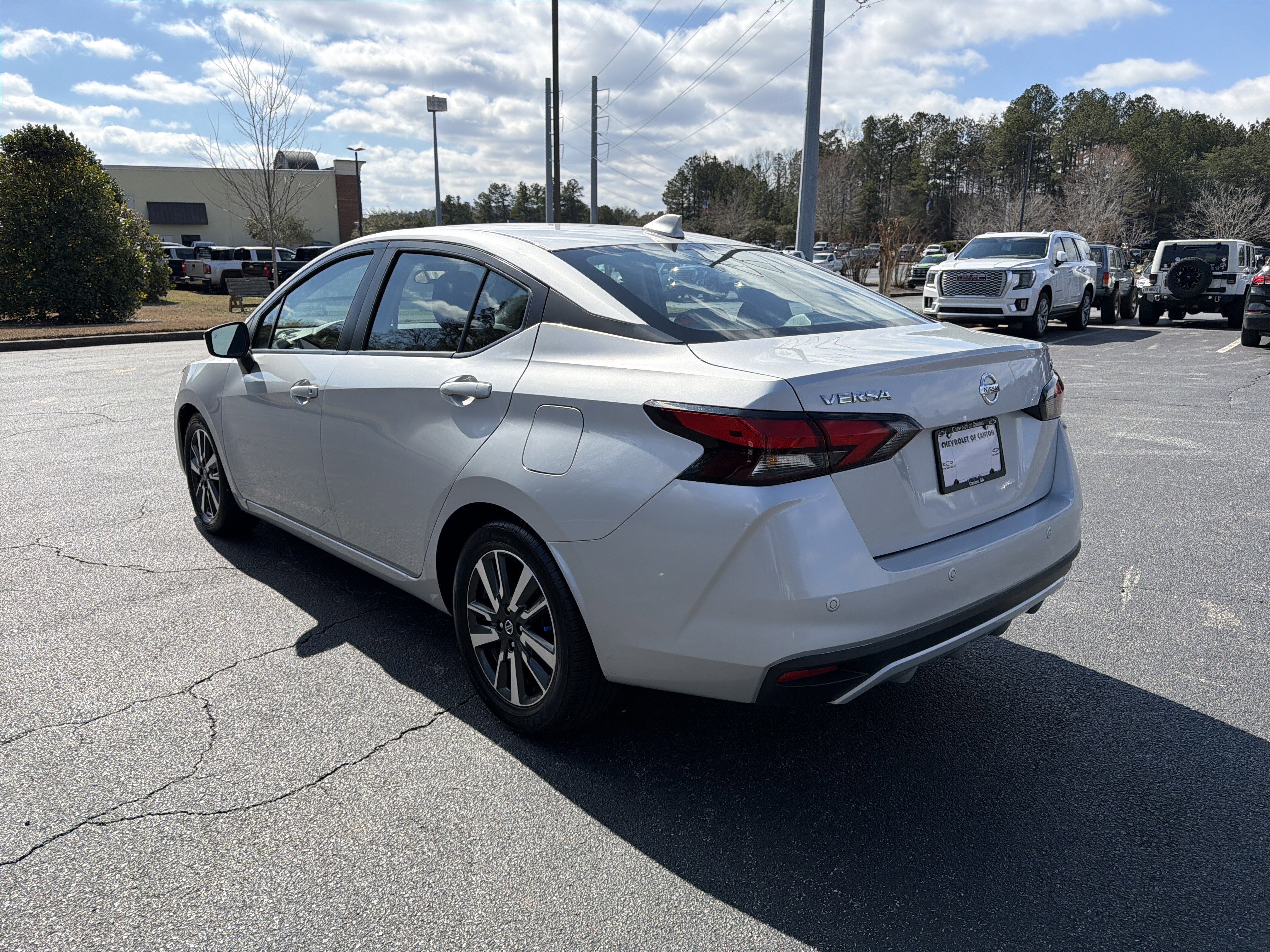 2021 Nissan Versa SV