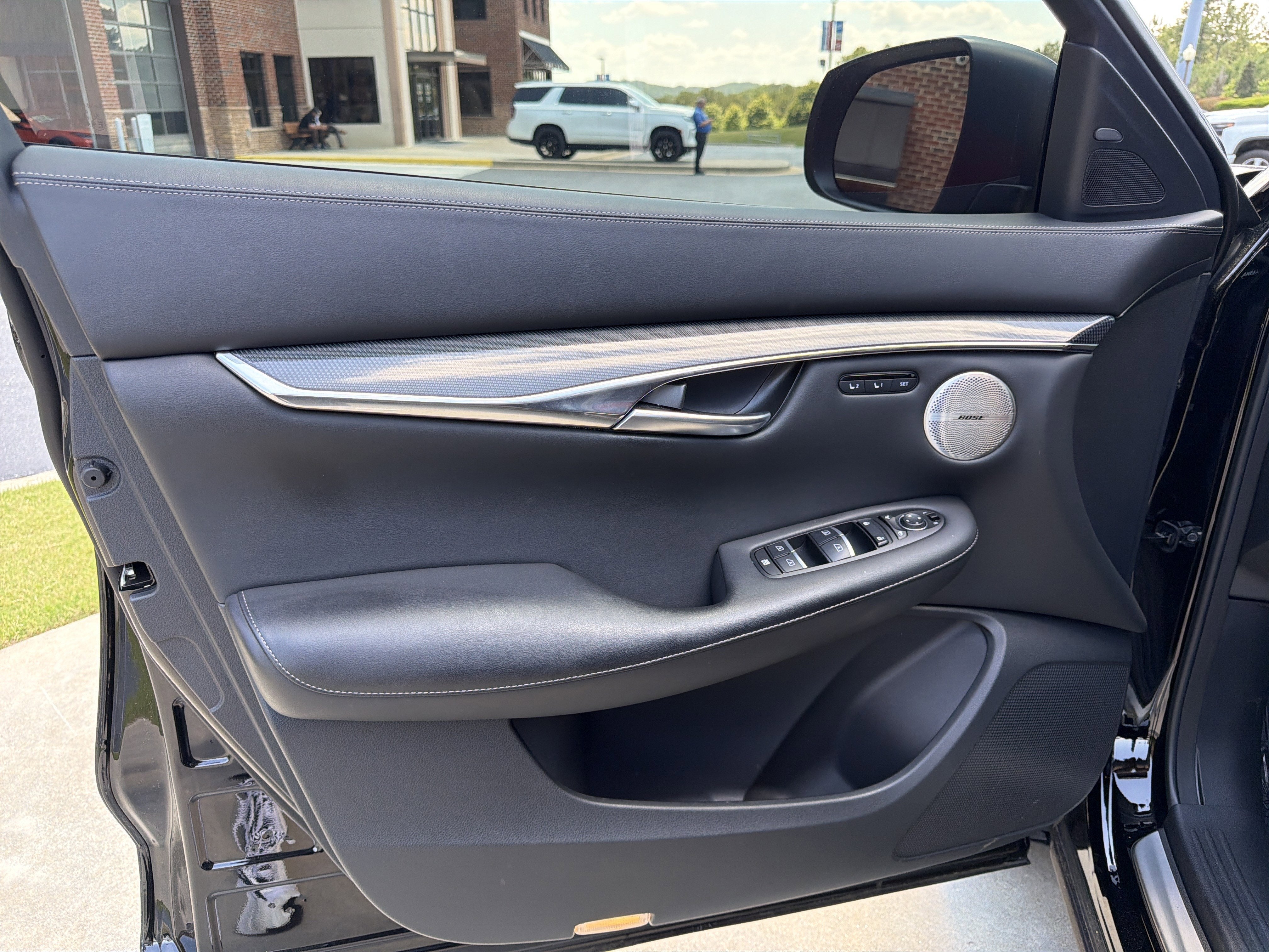 2023 INFINITI QX50 SPORT