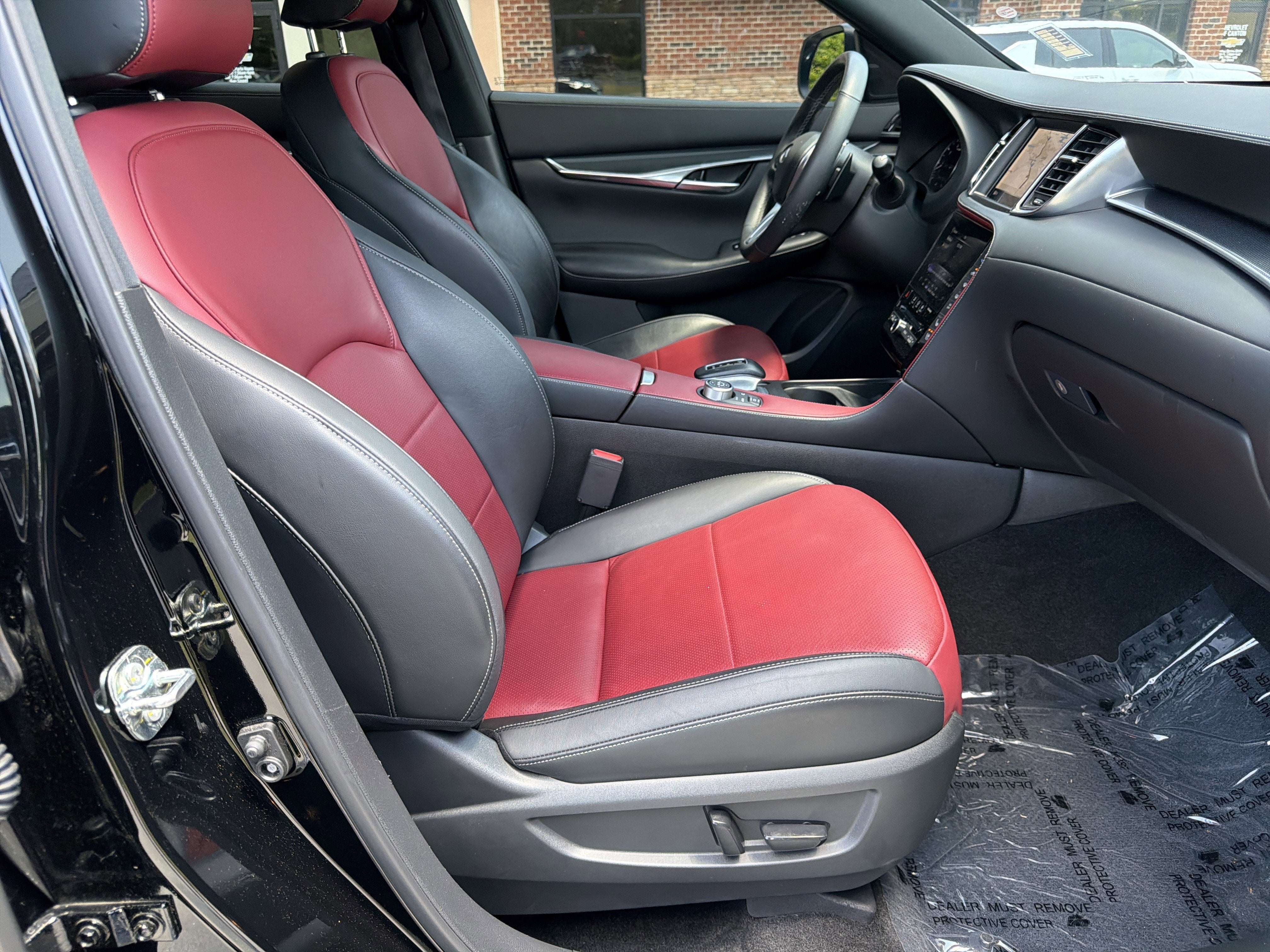 2023 INFINITI QX50 SPORT