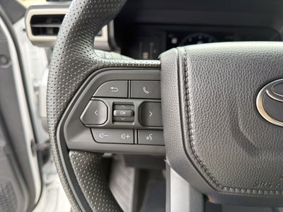 2025 Toyota Tacoma 2WD SR5