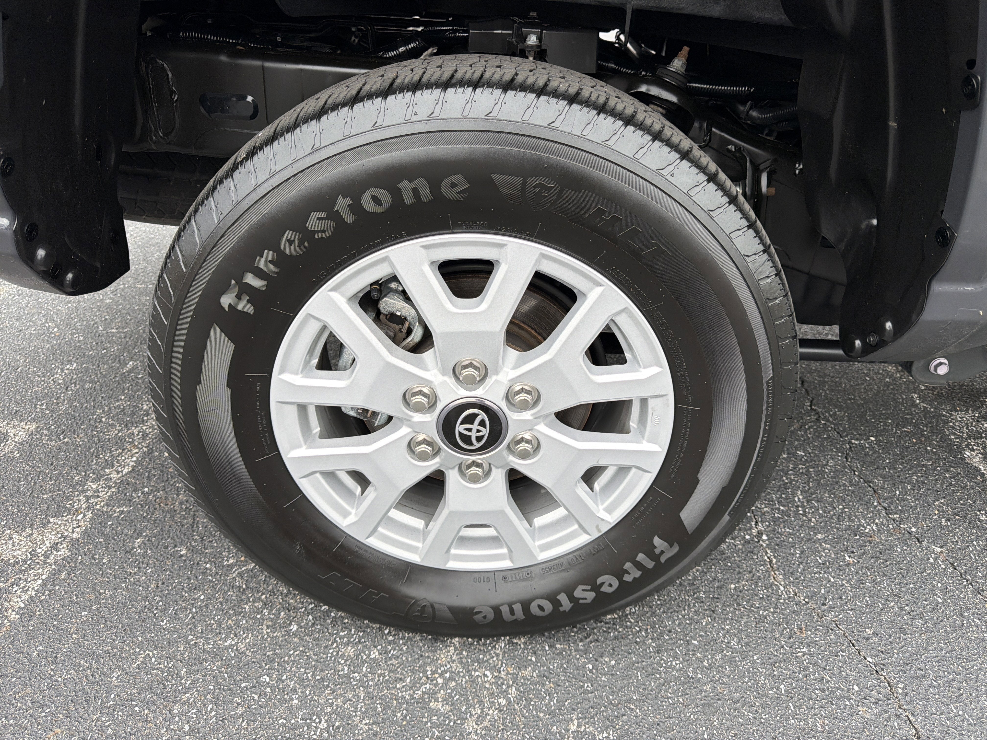 2024 Toyota Tacoma 2WD SR5