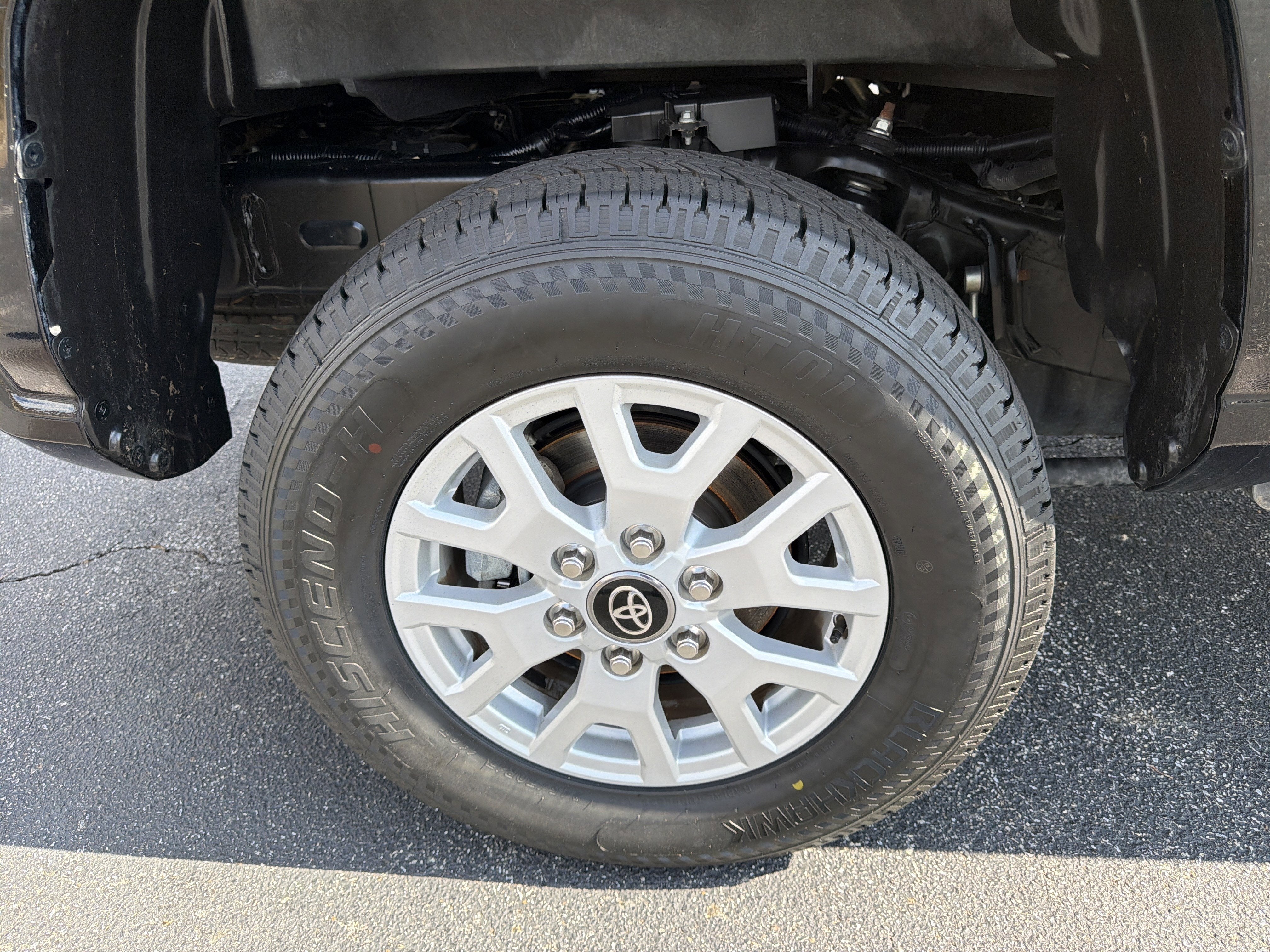 2024 Toyota Tacoma 2WD SR5