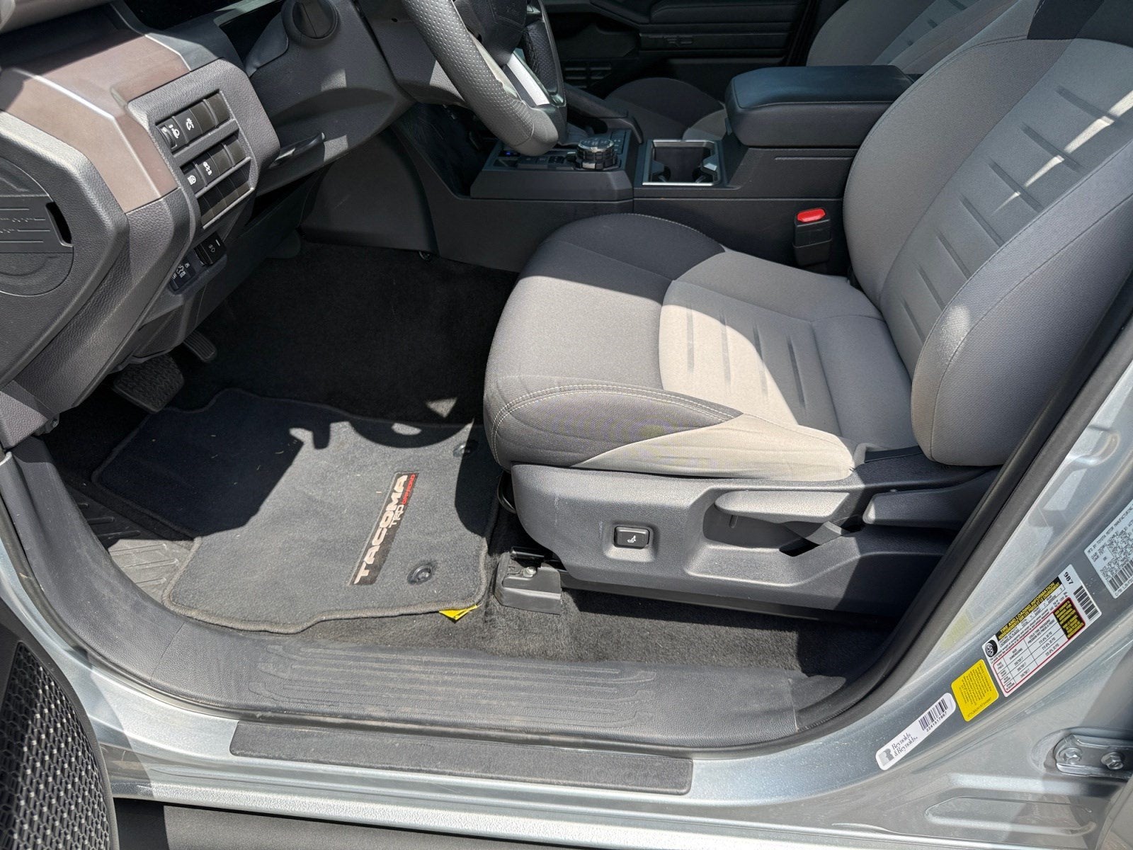 2024 Toyota Tacoma 4WD SR5