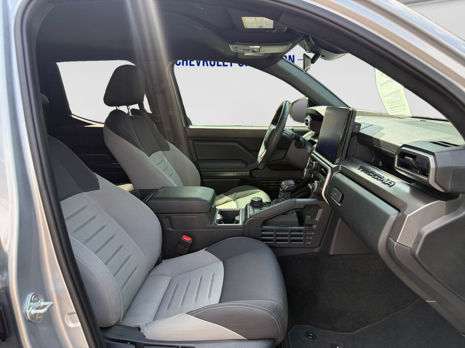 2024 Toyota Tacoma 4WD SR5